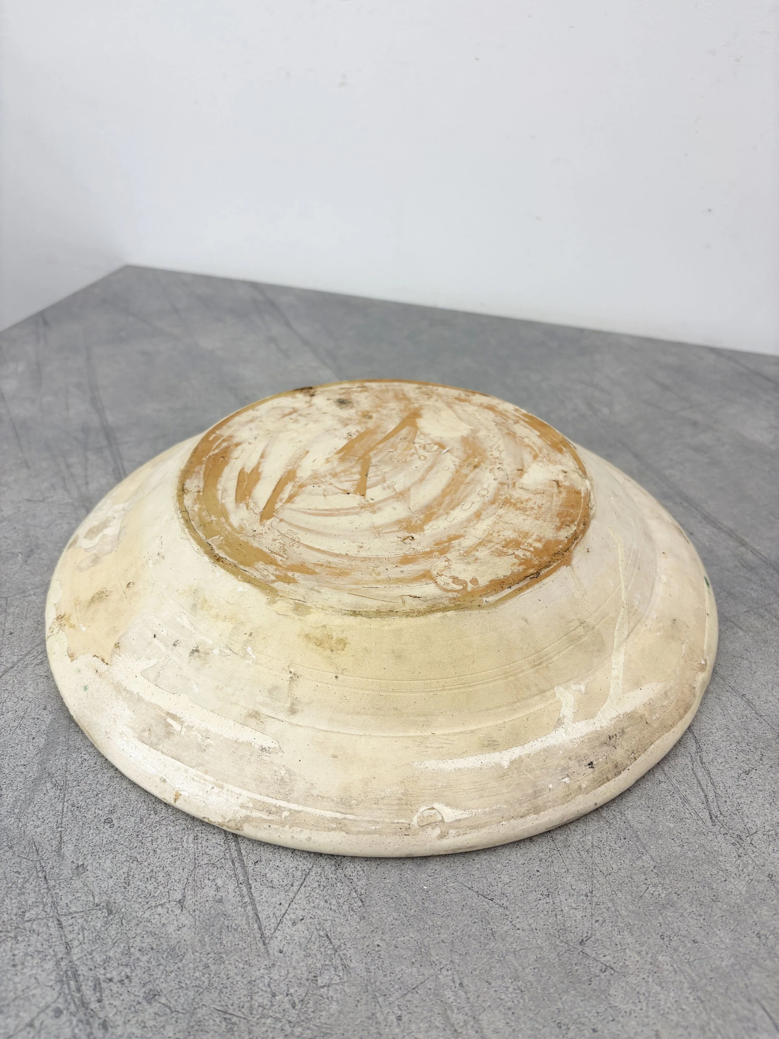 rustic pottery Puglia