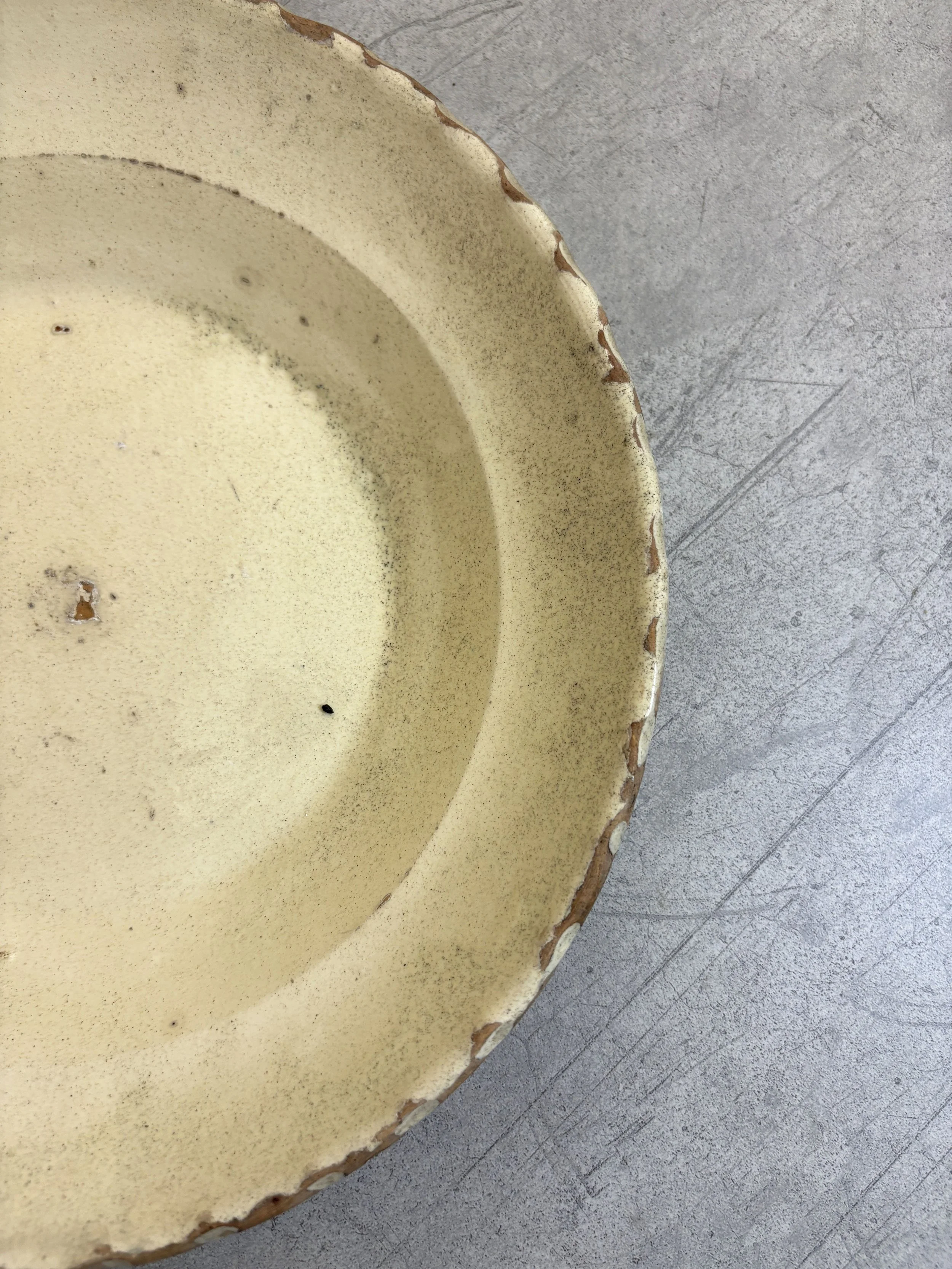 cream glazed farmhouse plate Puglia