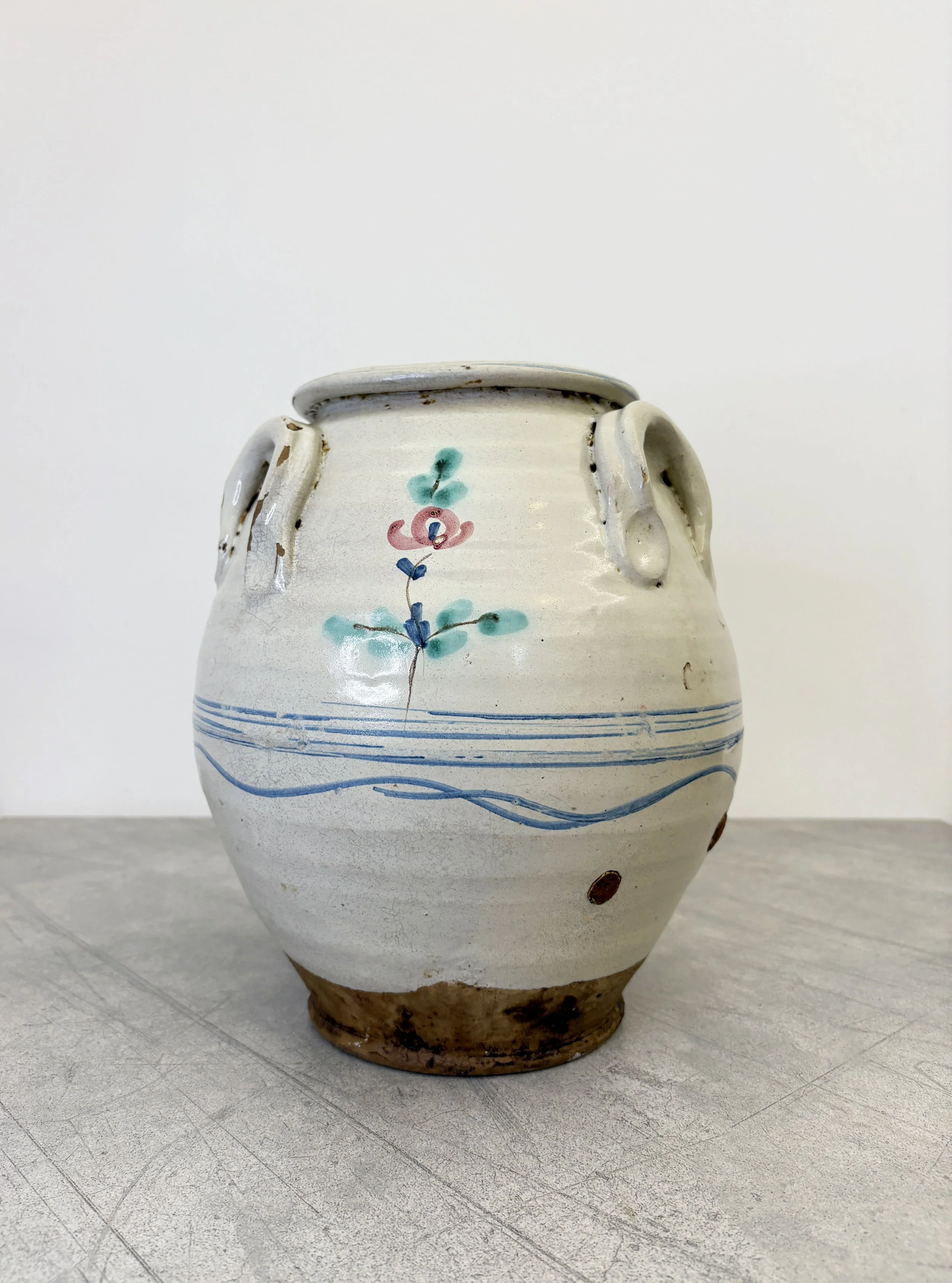 antique pottery from southern Italy