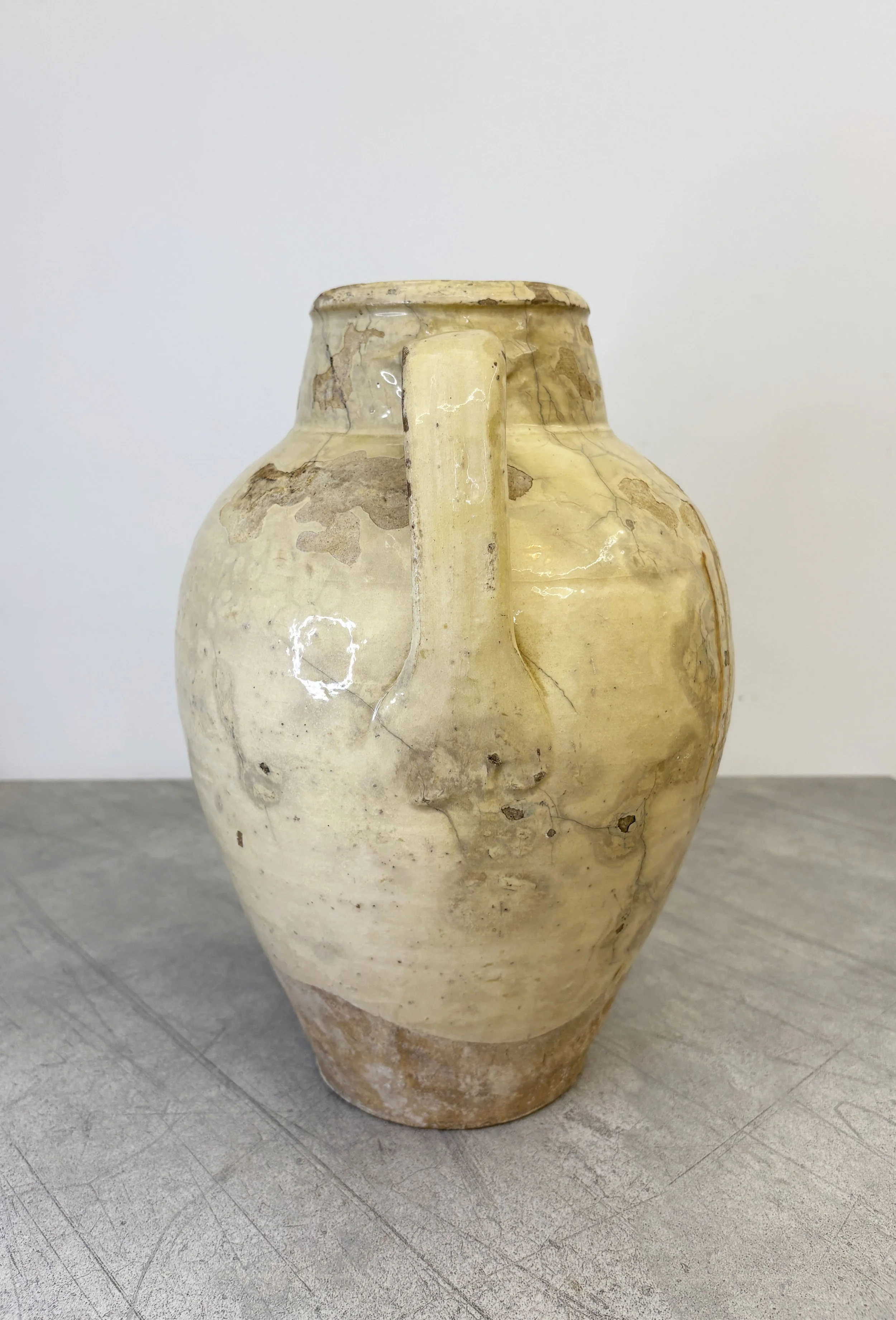 rustic Italian farmhouse pot