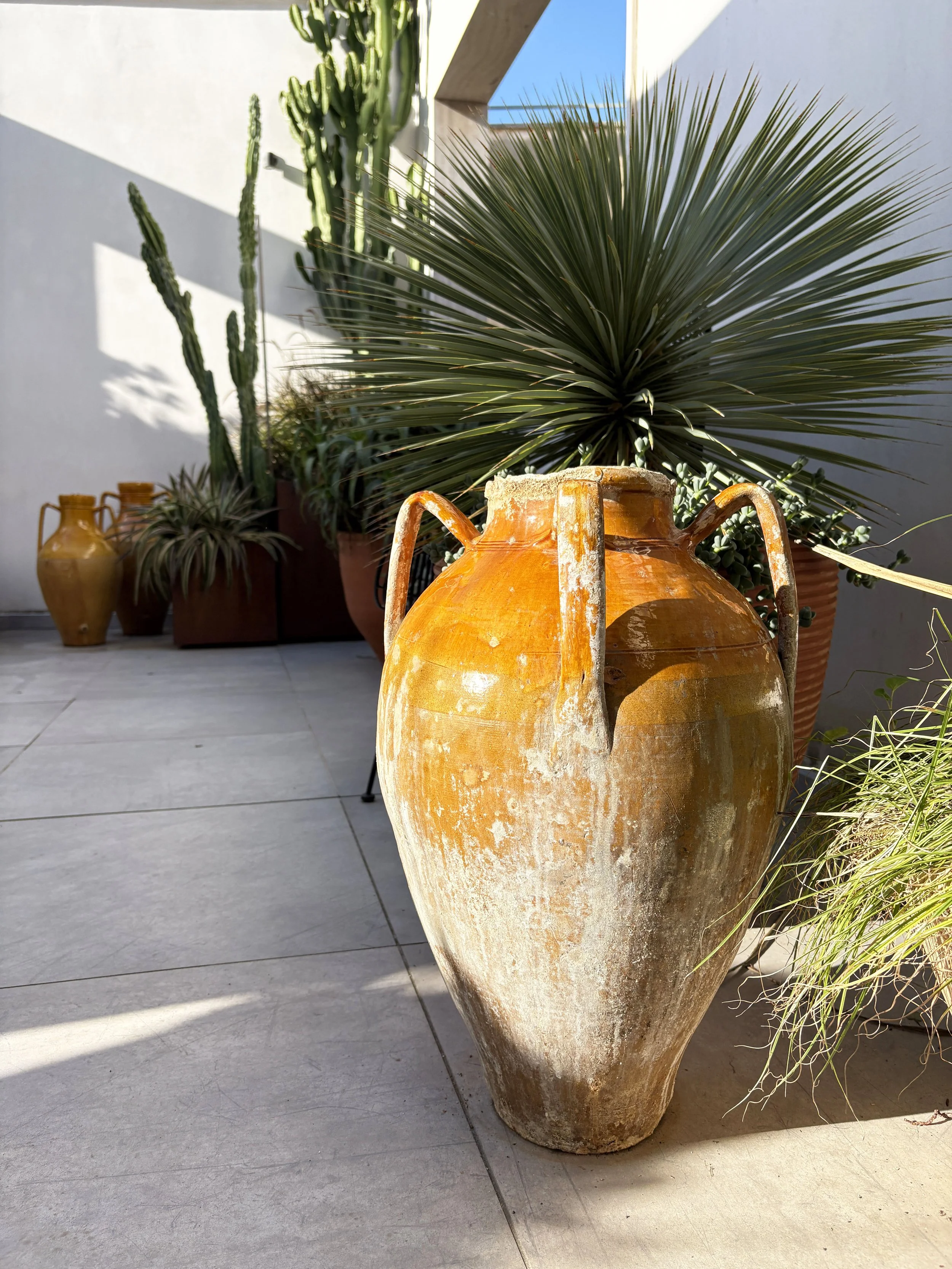 antique garden pot Puglia