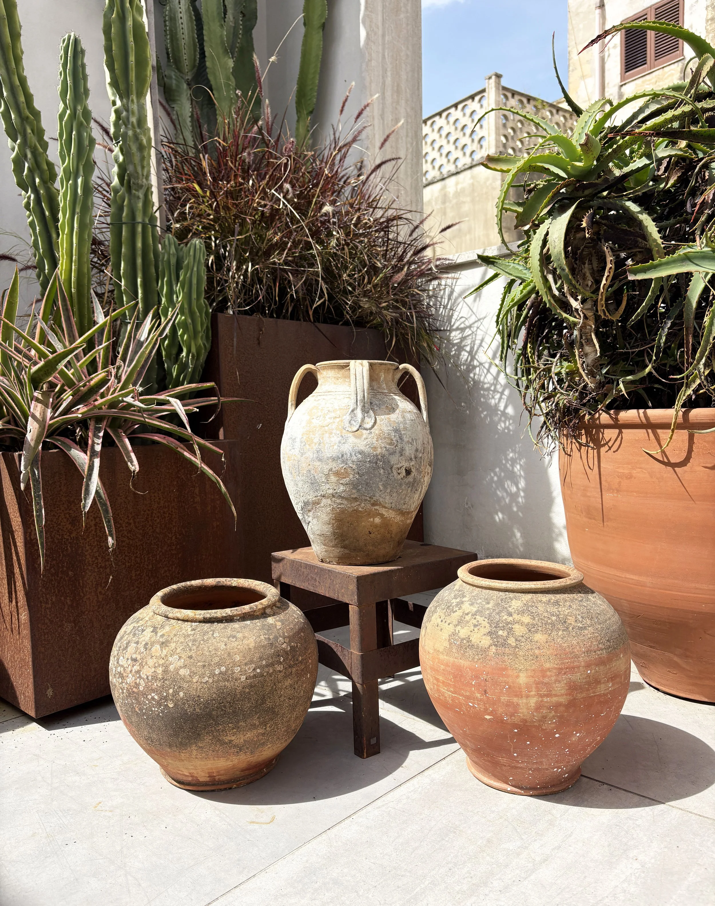 antique rustic garden pottery Puglia