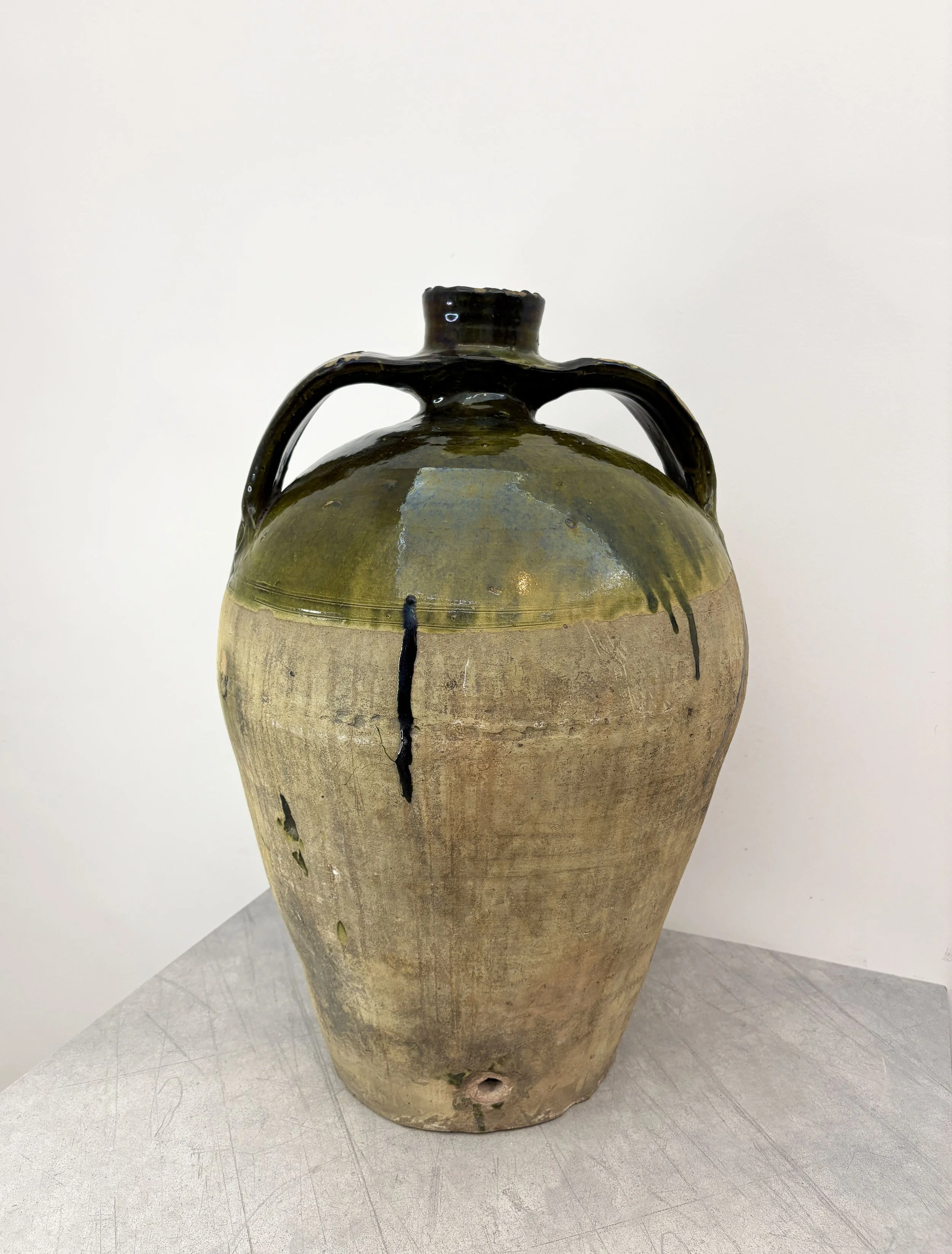 antique farmhouse amphora Calabria
