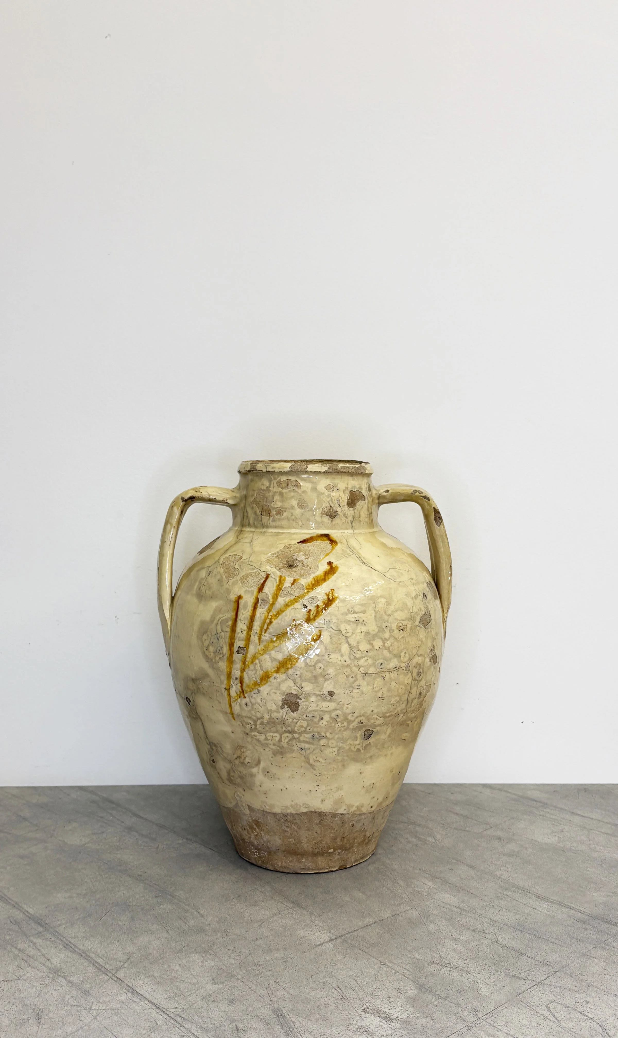 LARGE ANTIQUE RUSTIC POT CALABRIA