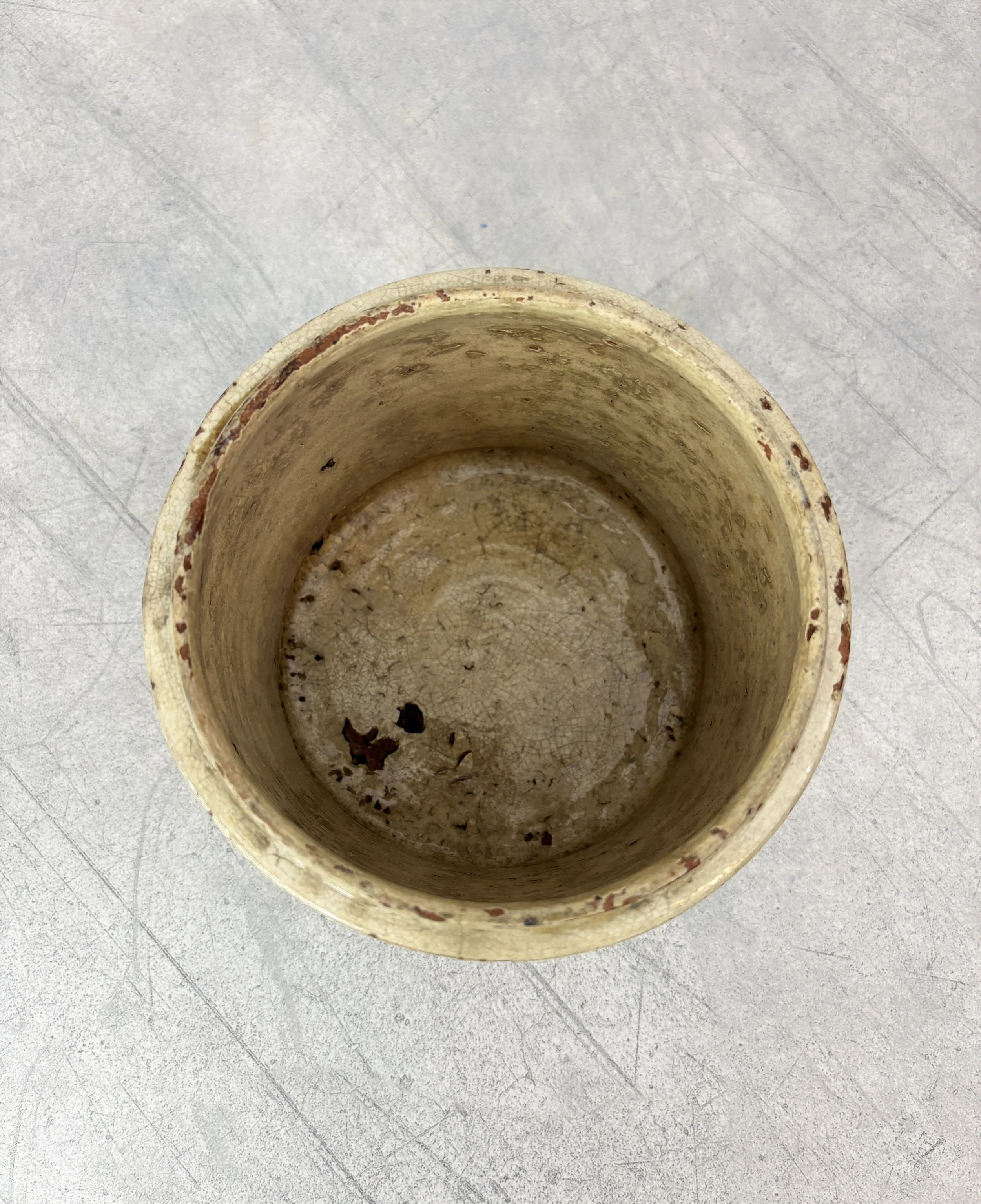 rustic pottery Sicily