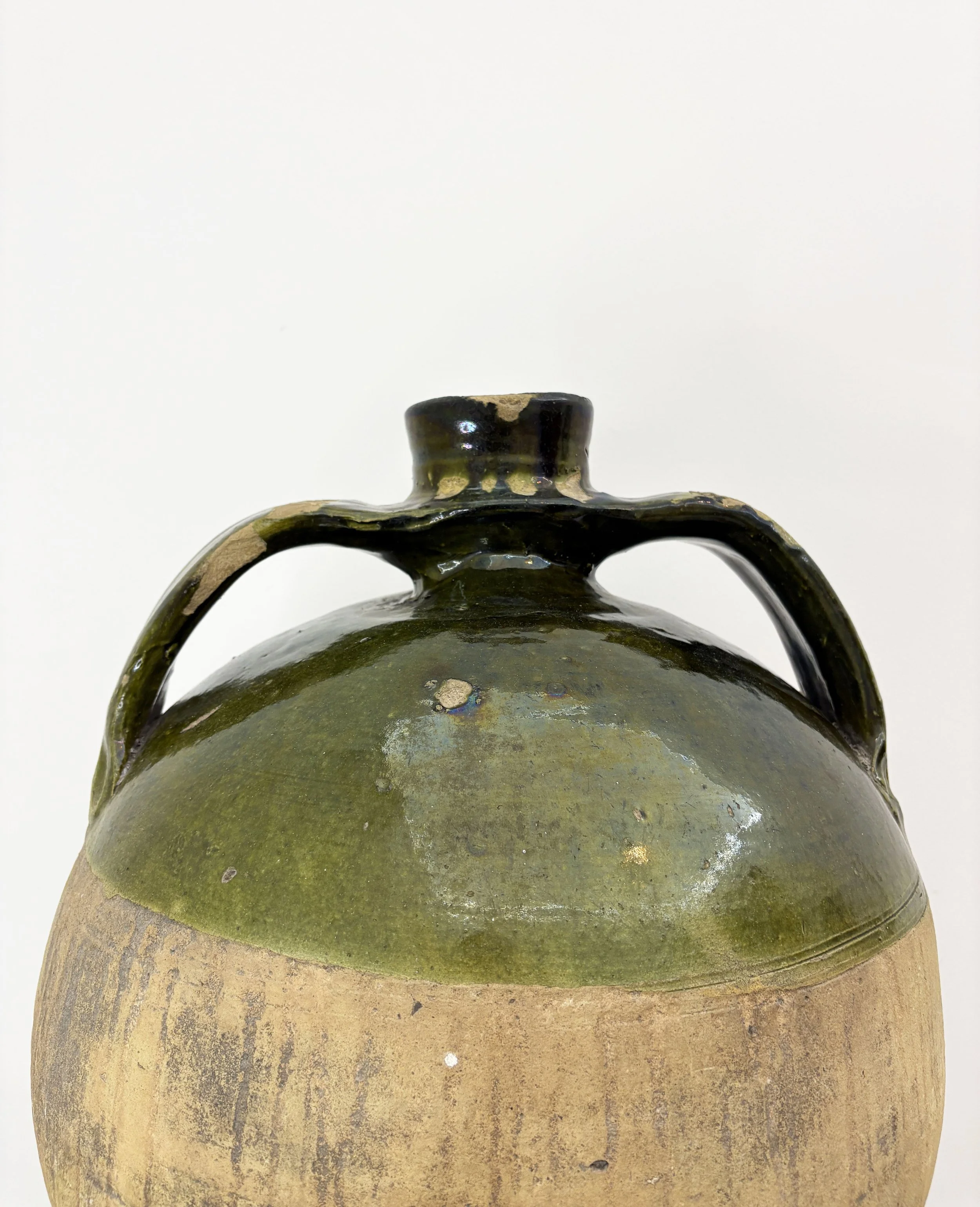 olive green Calabrese amphora