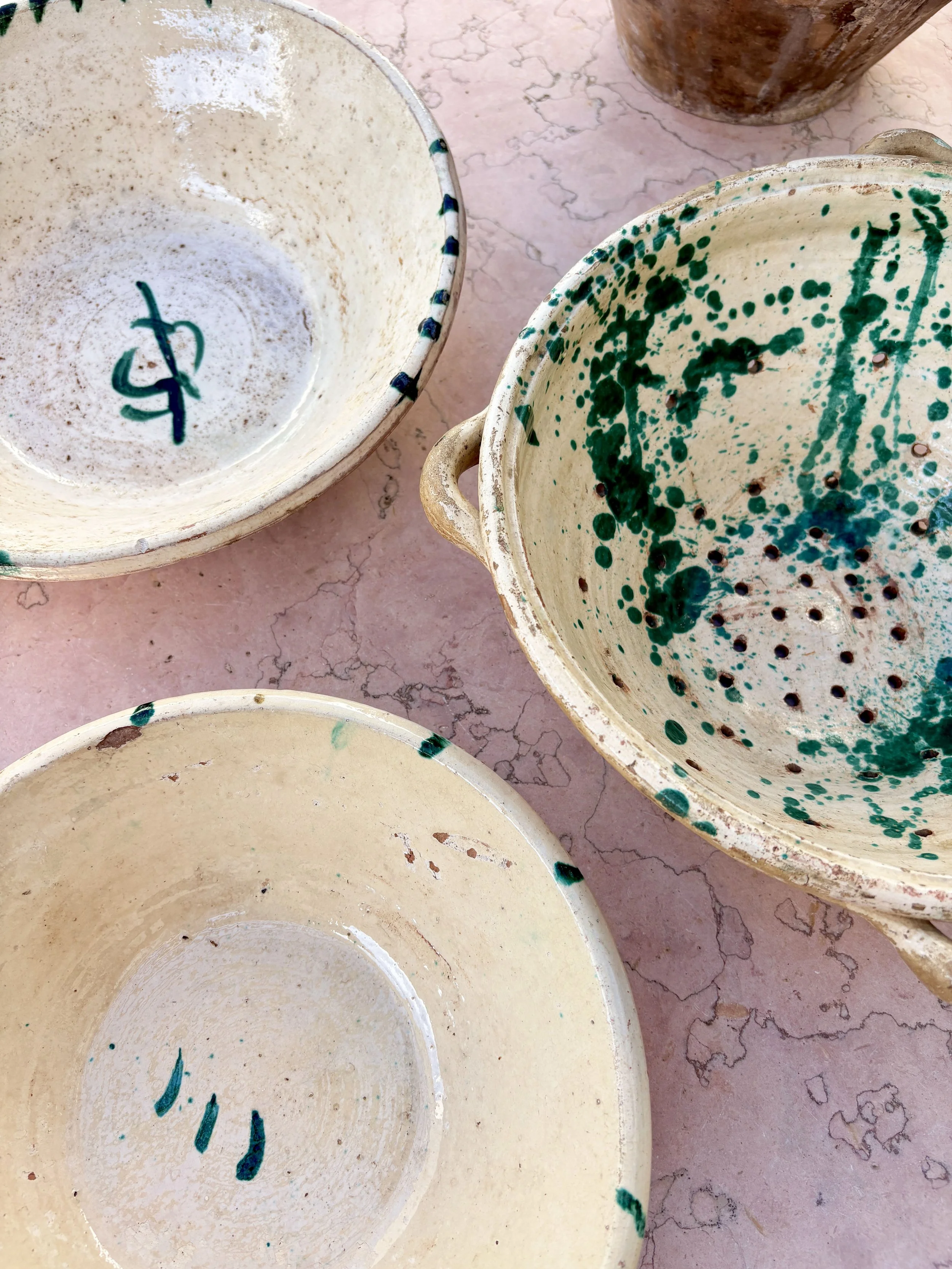 antique green hand painted ceramics Calabria