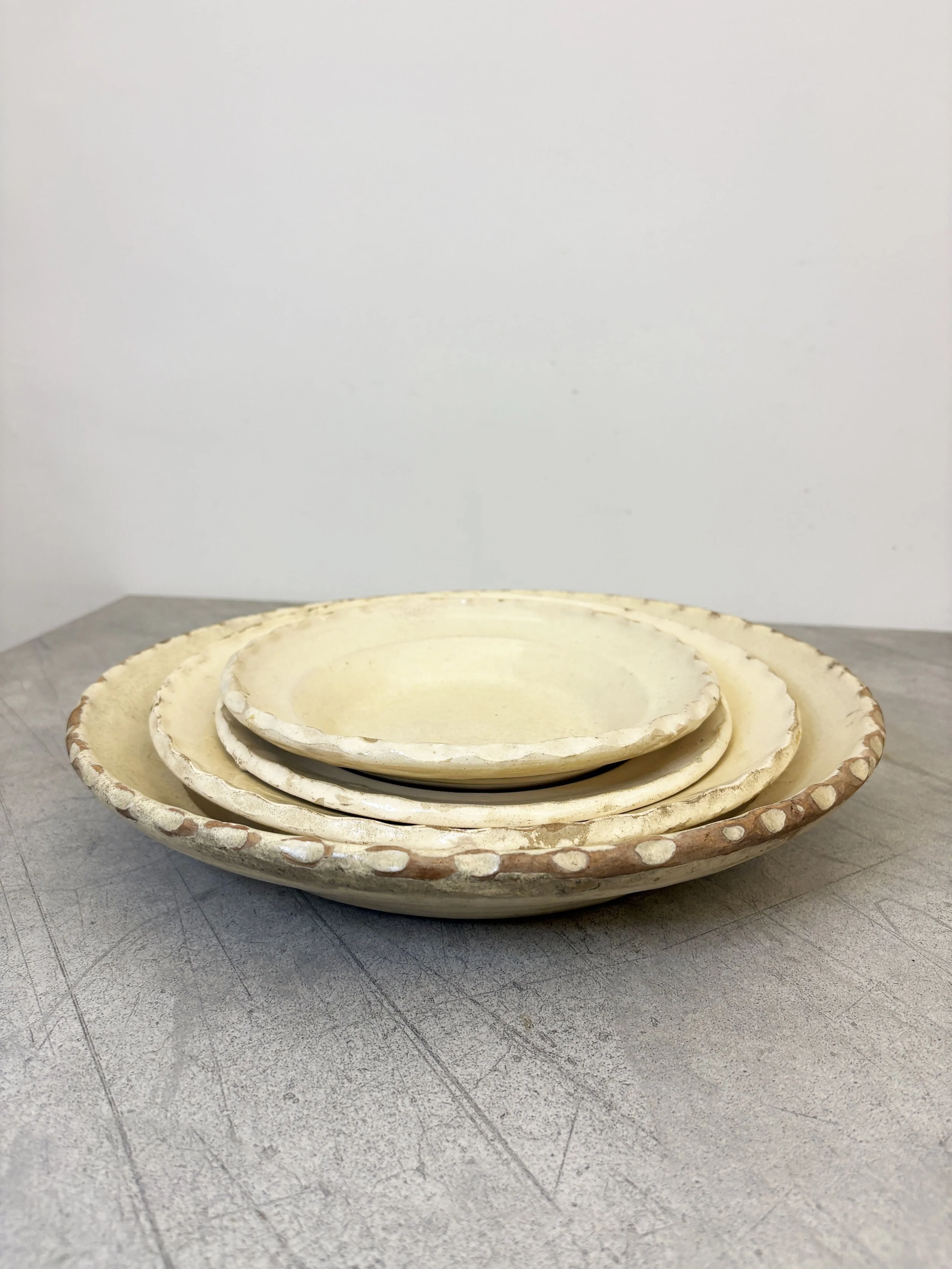 antique scalloped edge plates Puglia