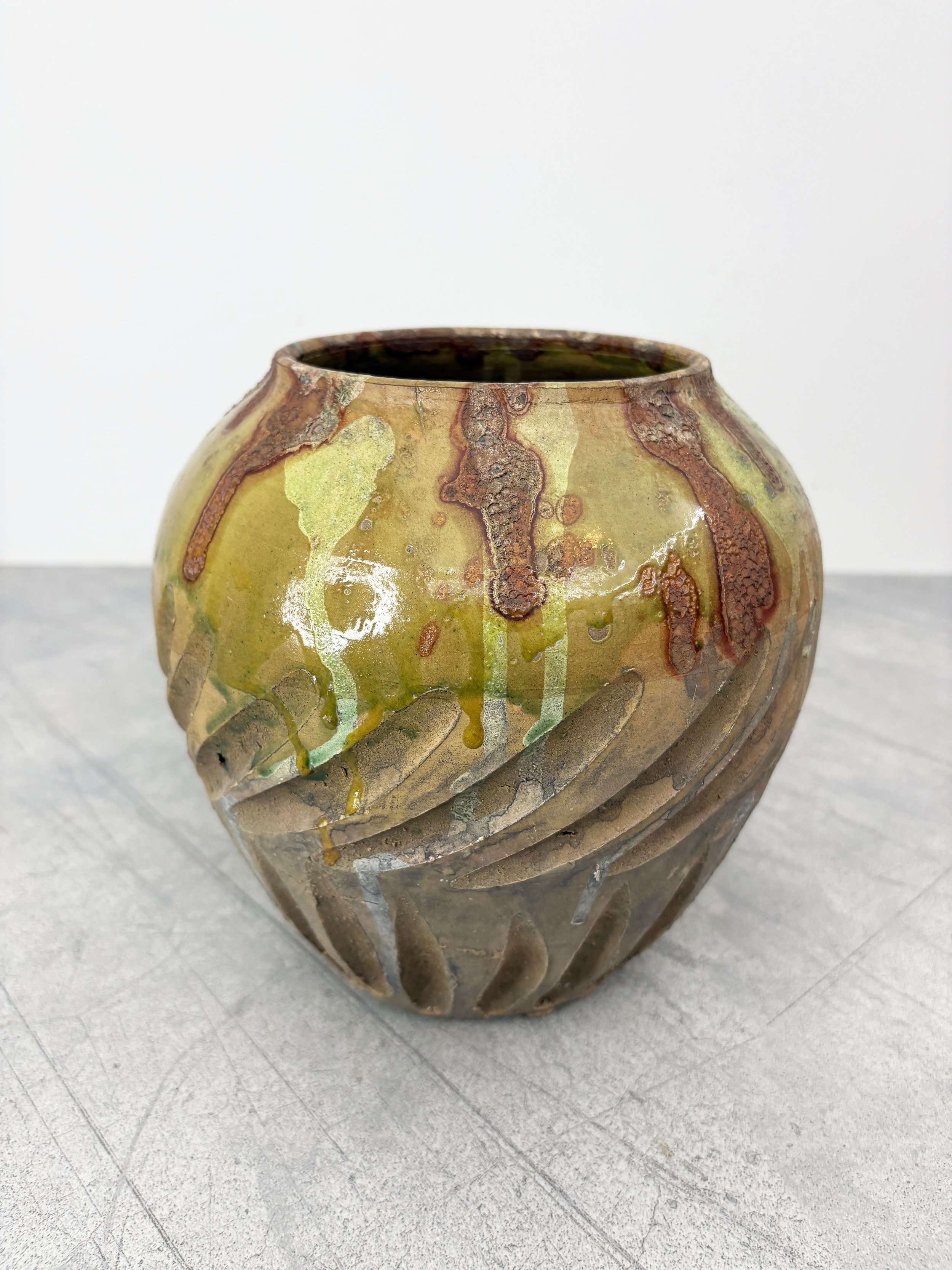 vintage ceramic vase Puglia