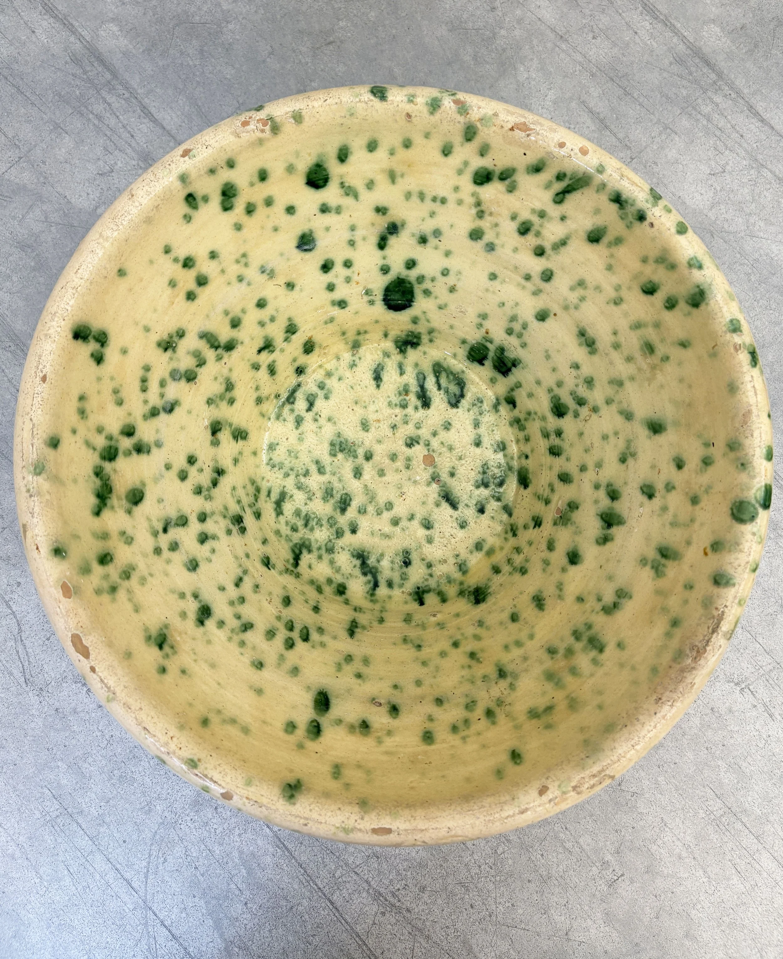 green splatter glaze ceramics Puglia