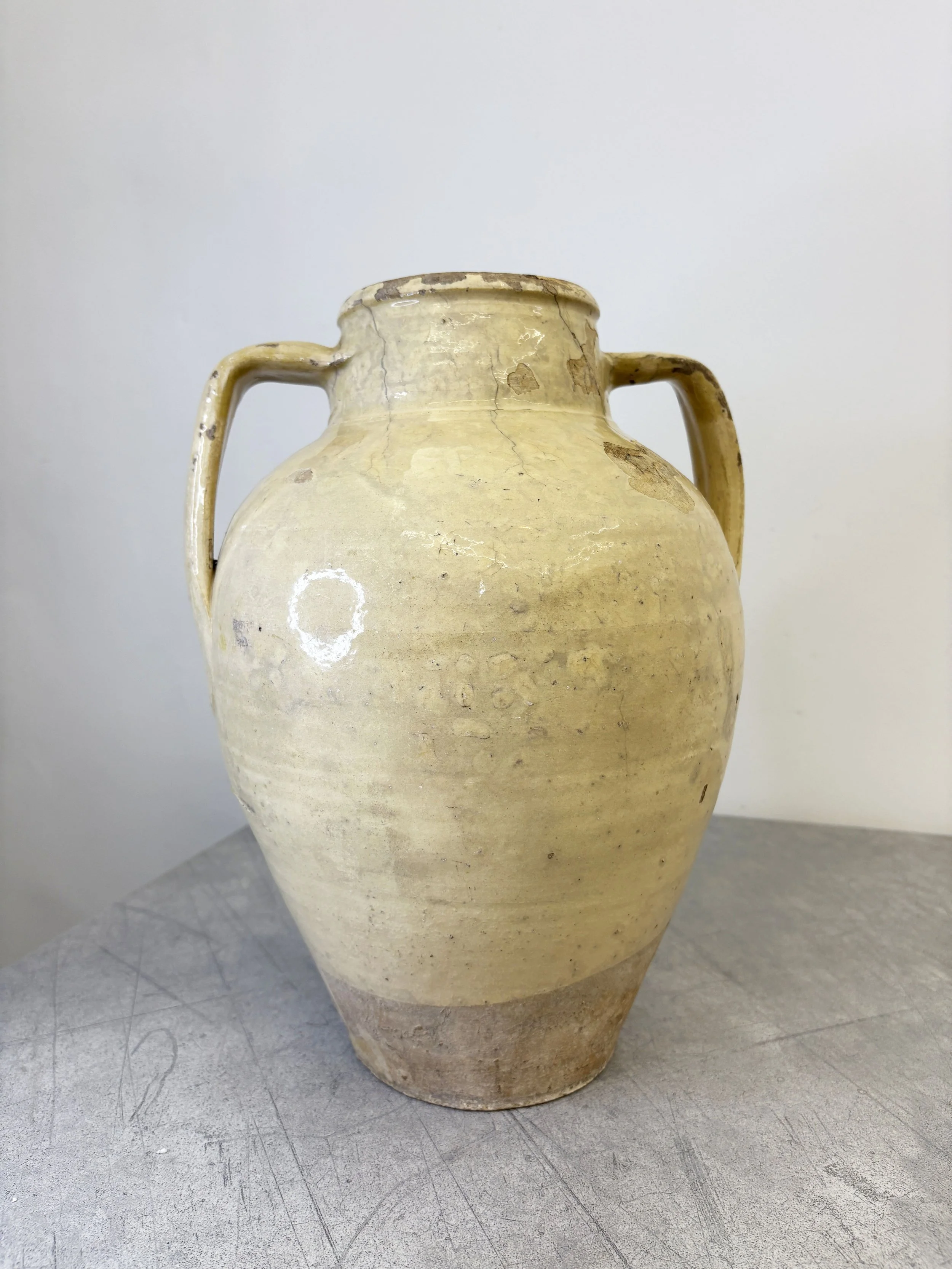white glazed Italian farmhouse pot