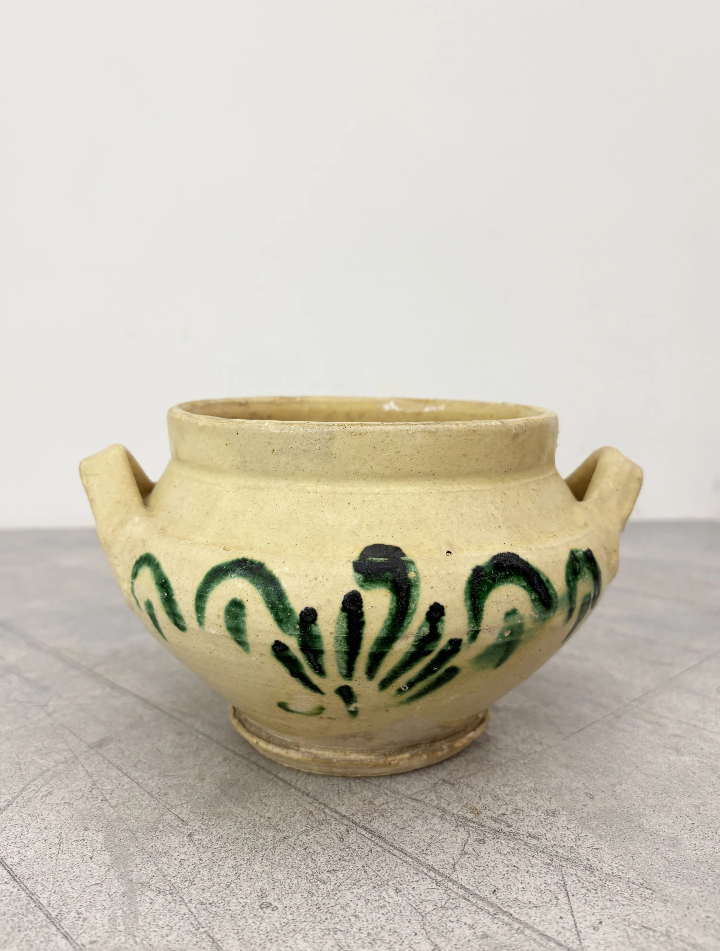 antique hand painted pottery Calabria