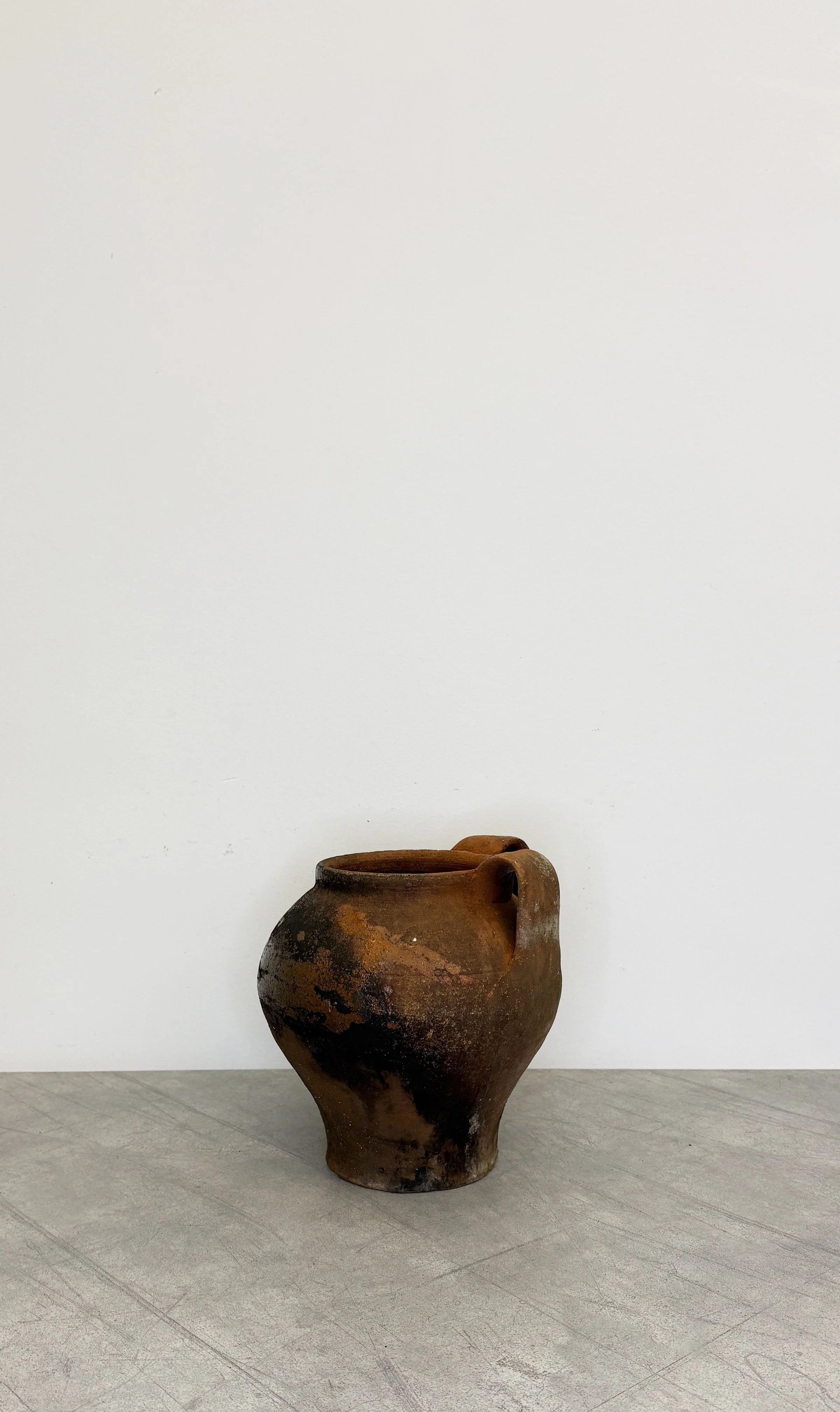 ANTIQUE TERRACOTTA POT PUGLIA