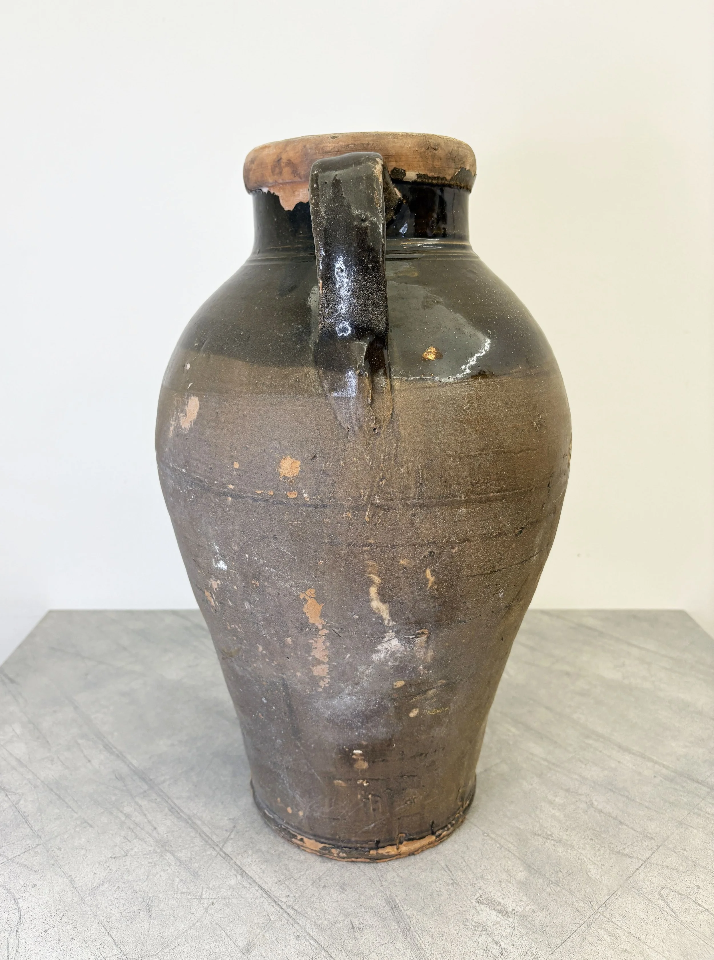 rustic Pugliese amphora