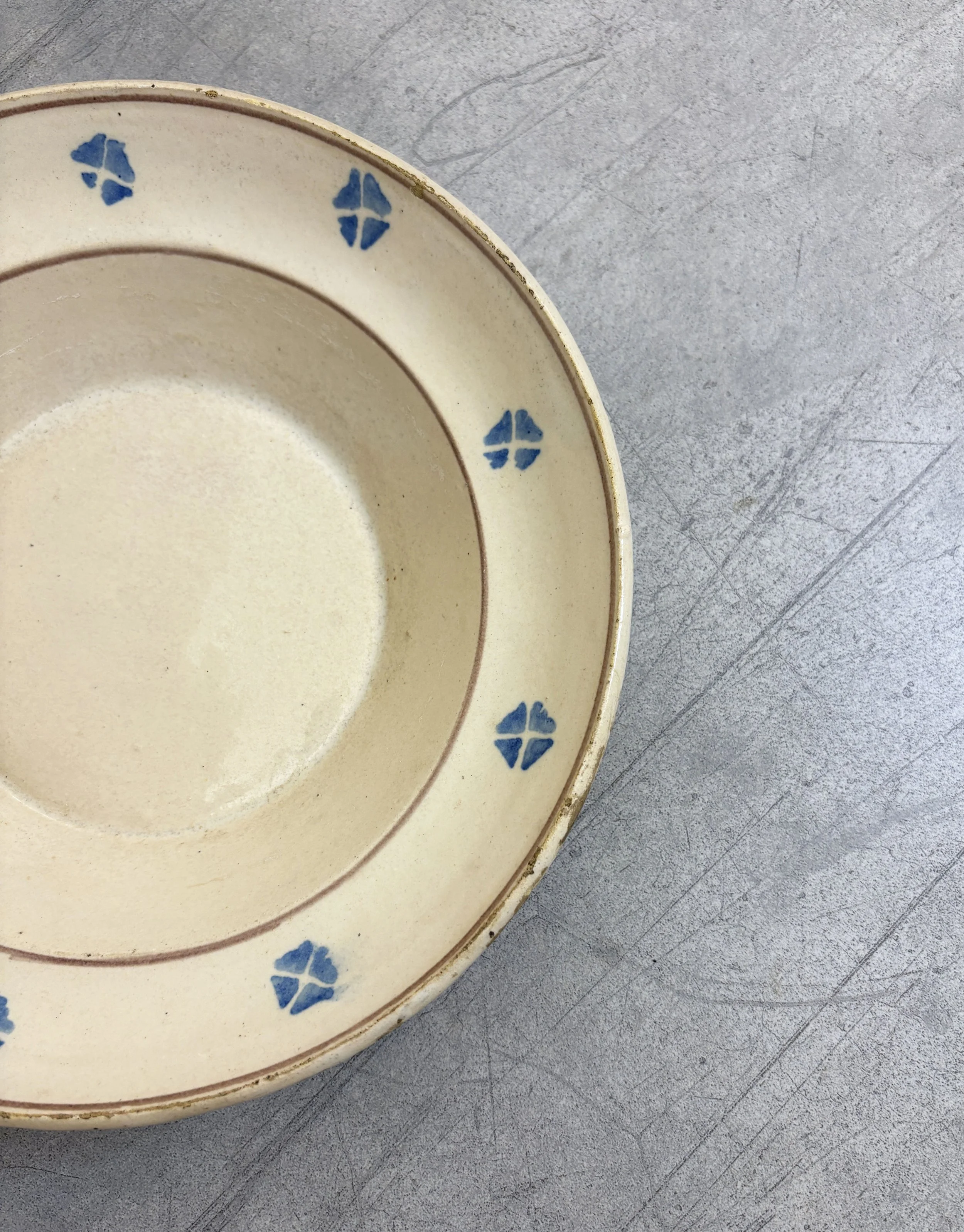antique hand painted plate Puglia