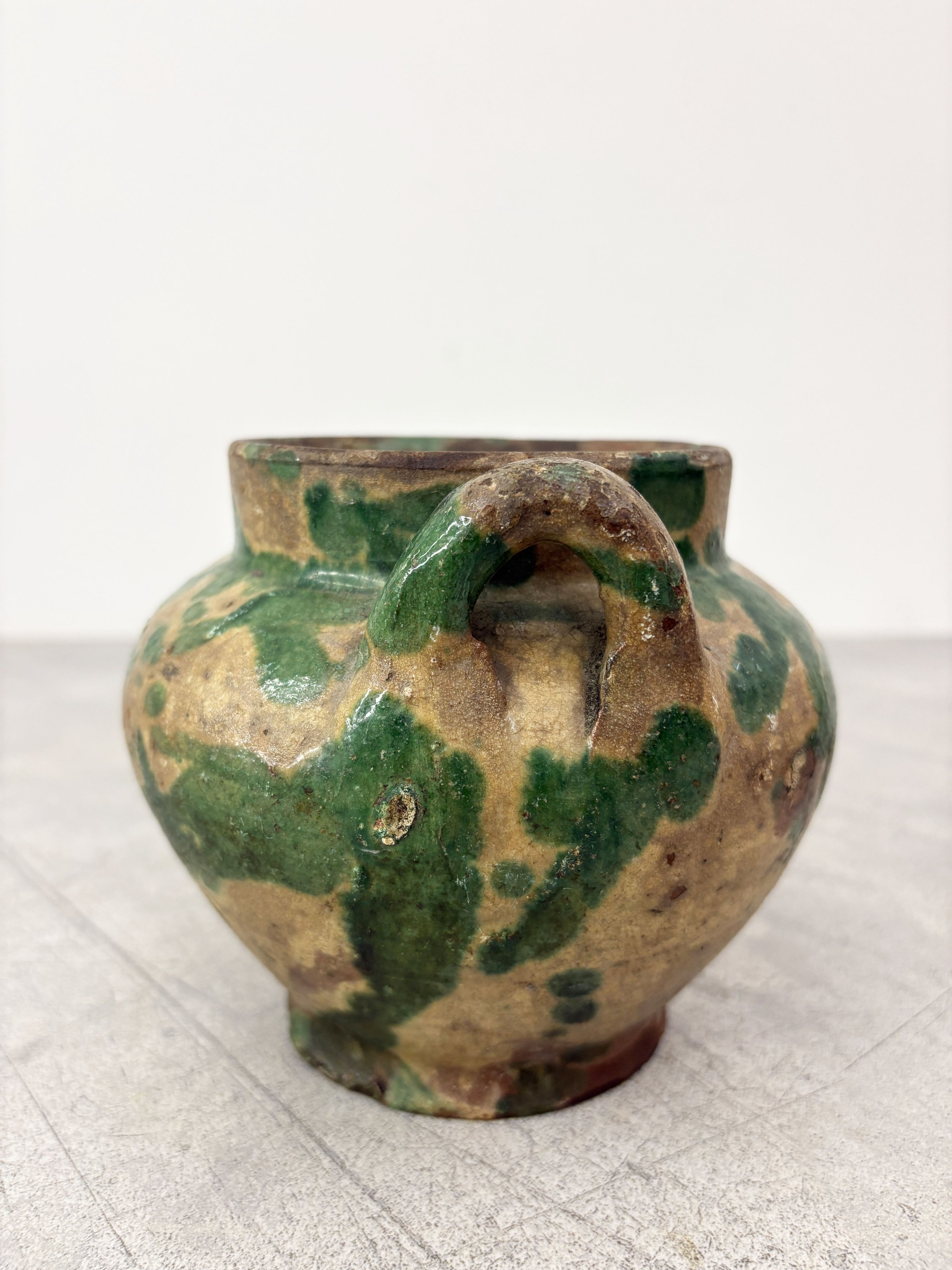 green splatter glaze pot Calabria