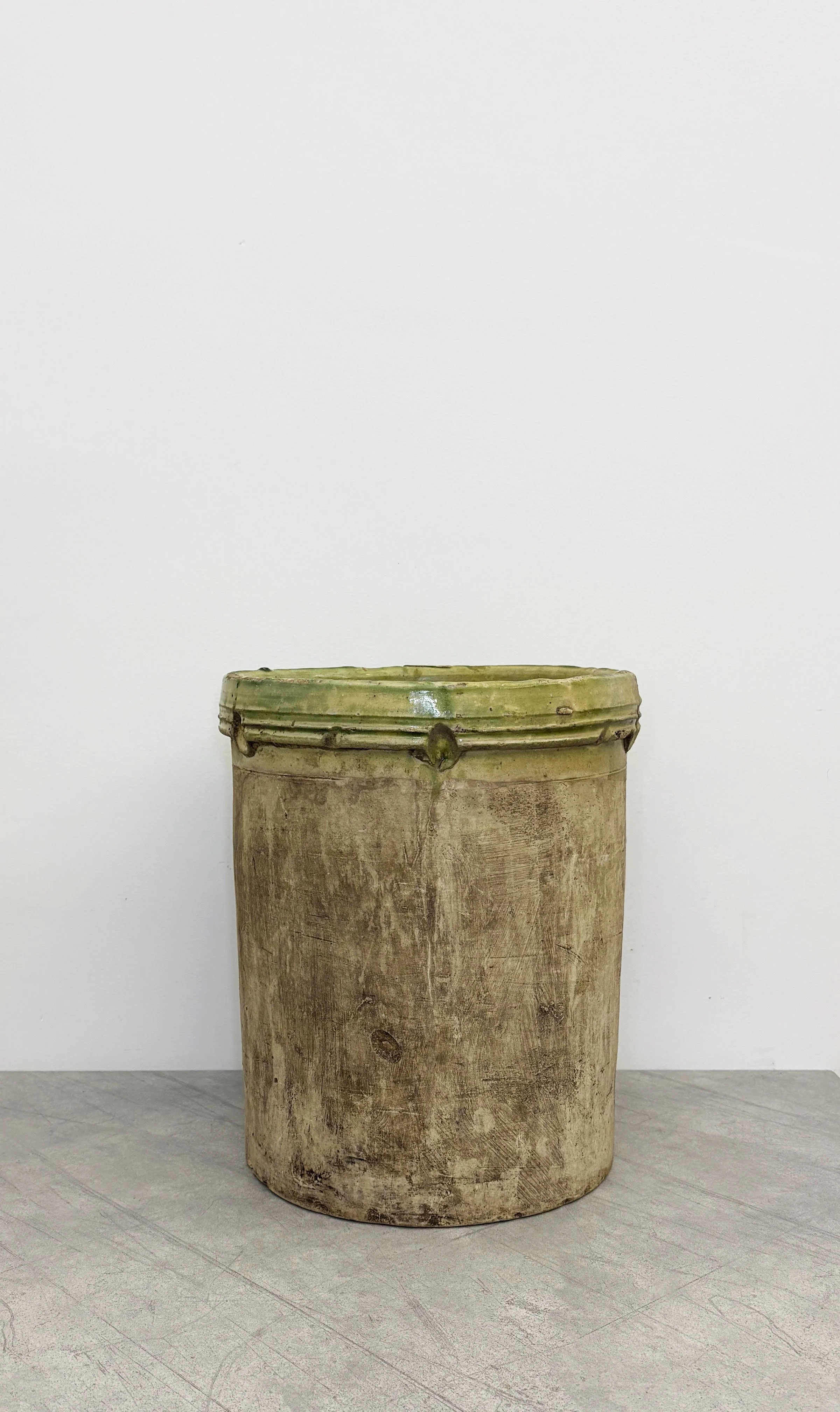 XL Antique Rustic Green Rim Pot