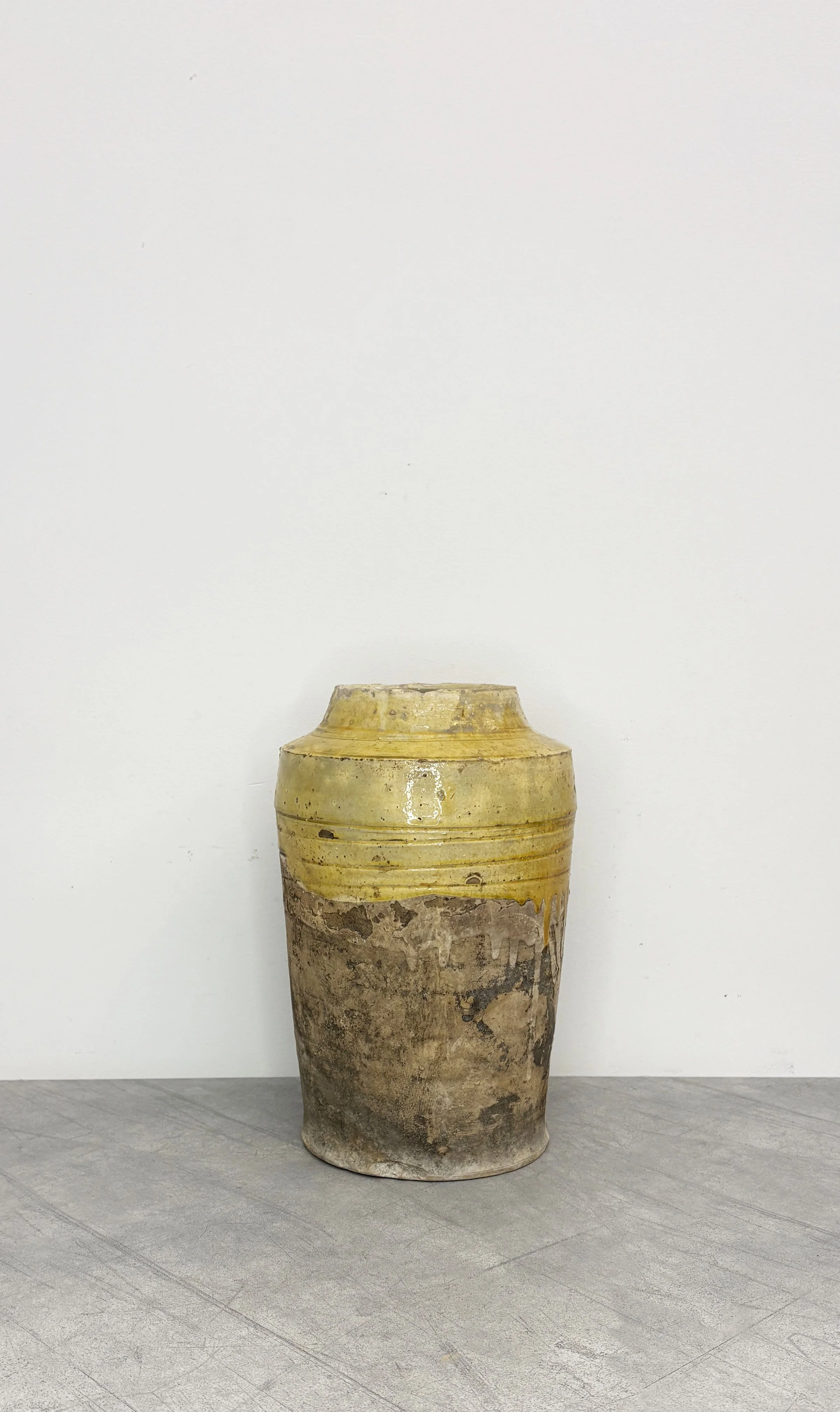 YELLOW GLAZED RUSTIC CERAMIC VASE