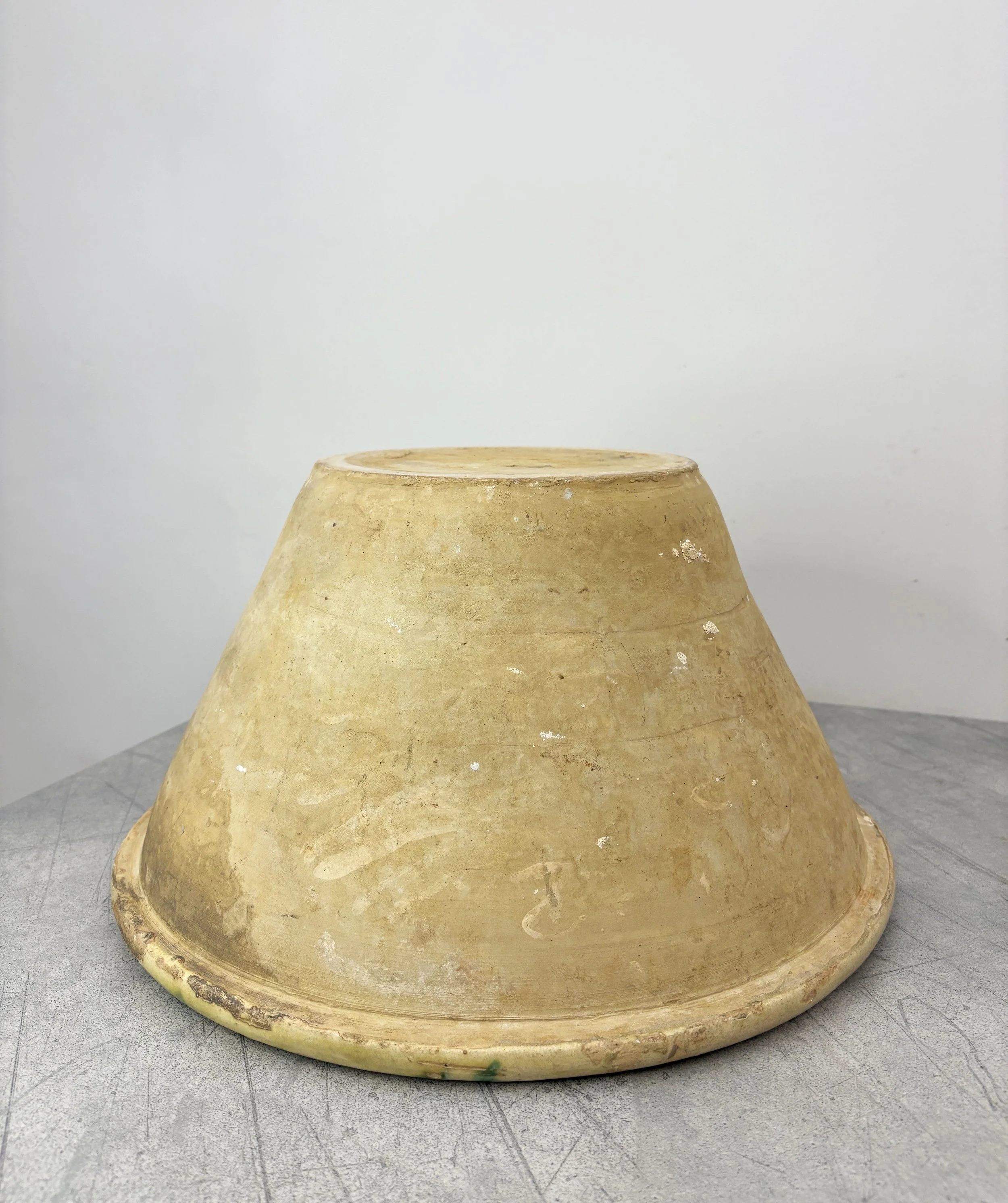 rustic pottery Puglia
