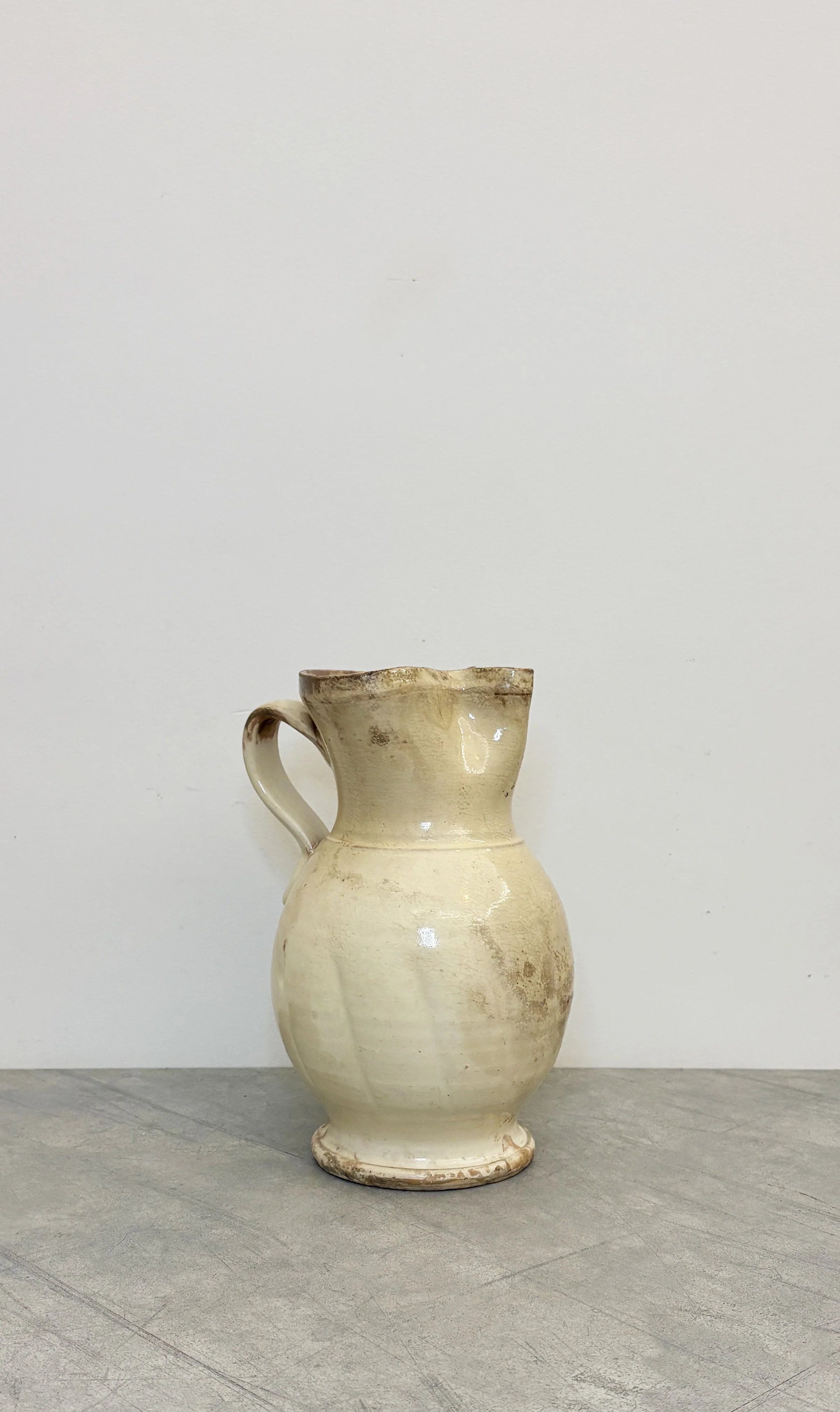 LARGE WHITE GLAZED CERAMIC PITCHER PUGLIA