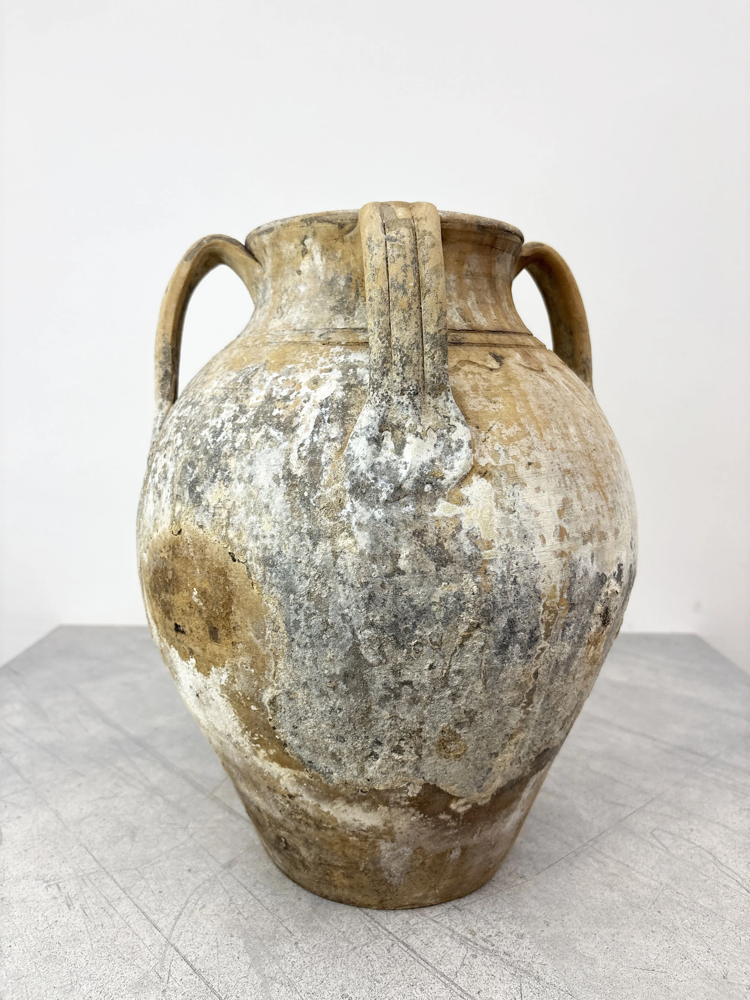 antique ceramic vase Puglia