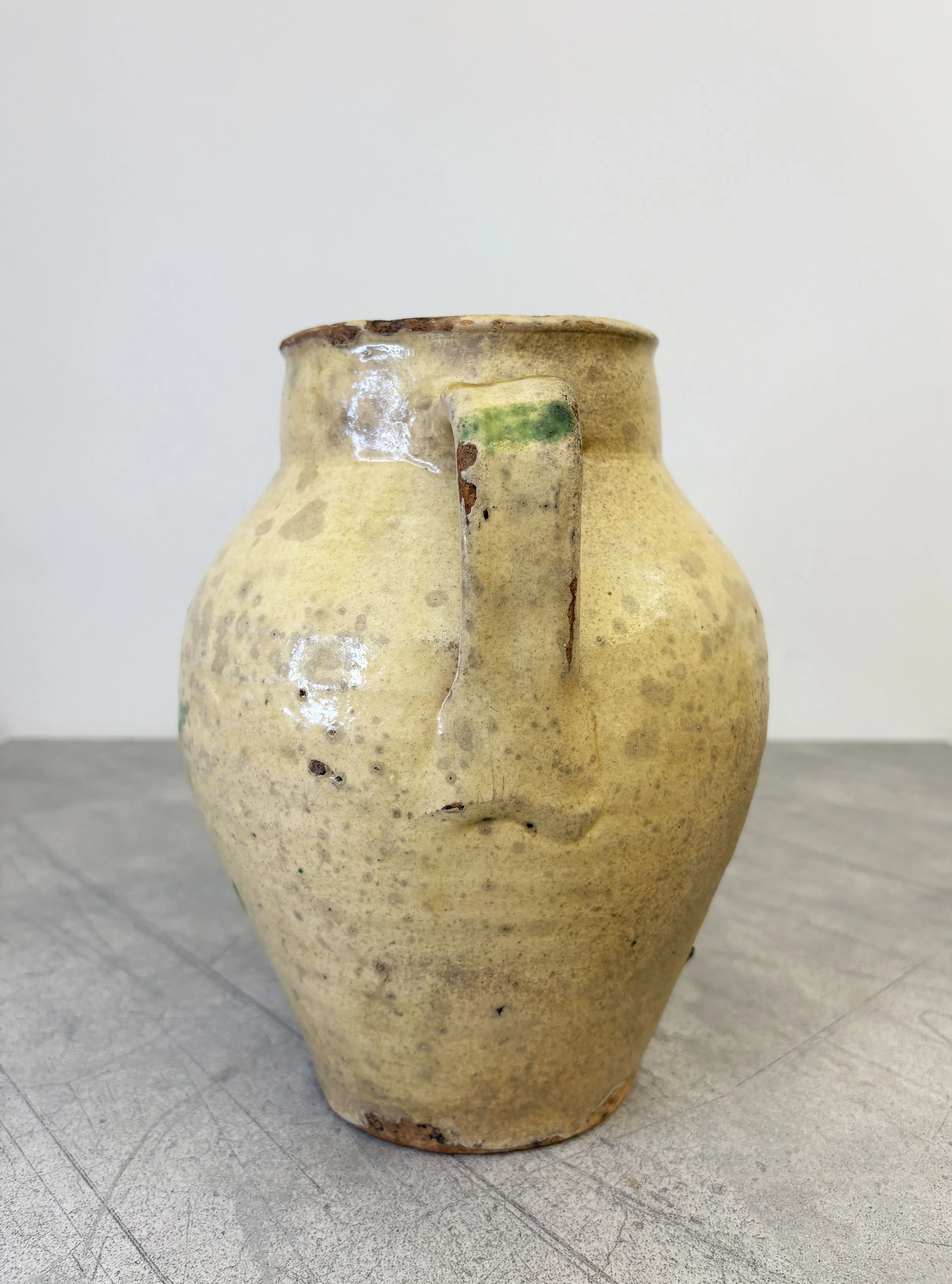 rustic pottery Calabria