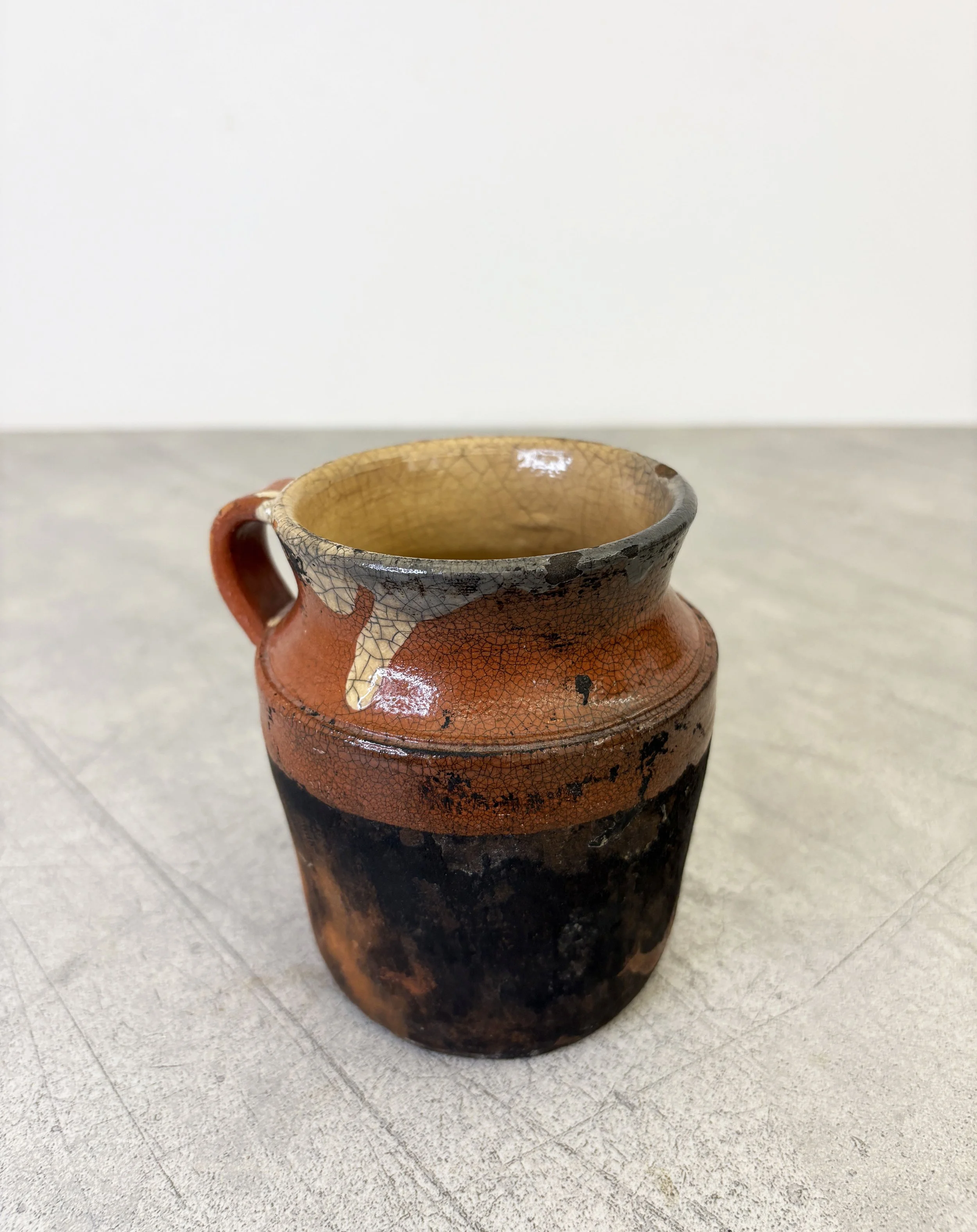 antique Pugliese pot