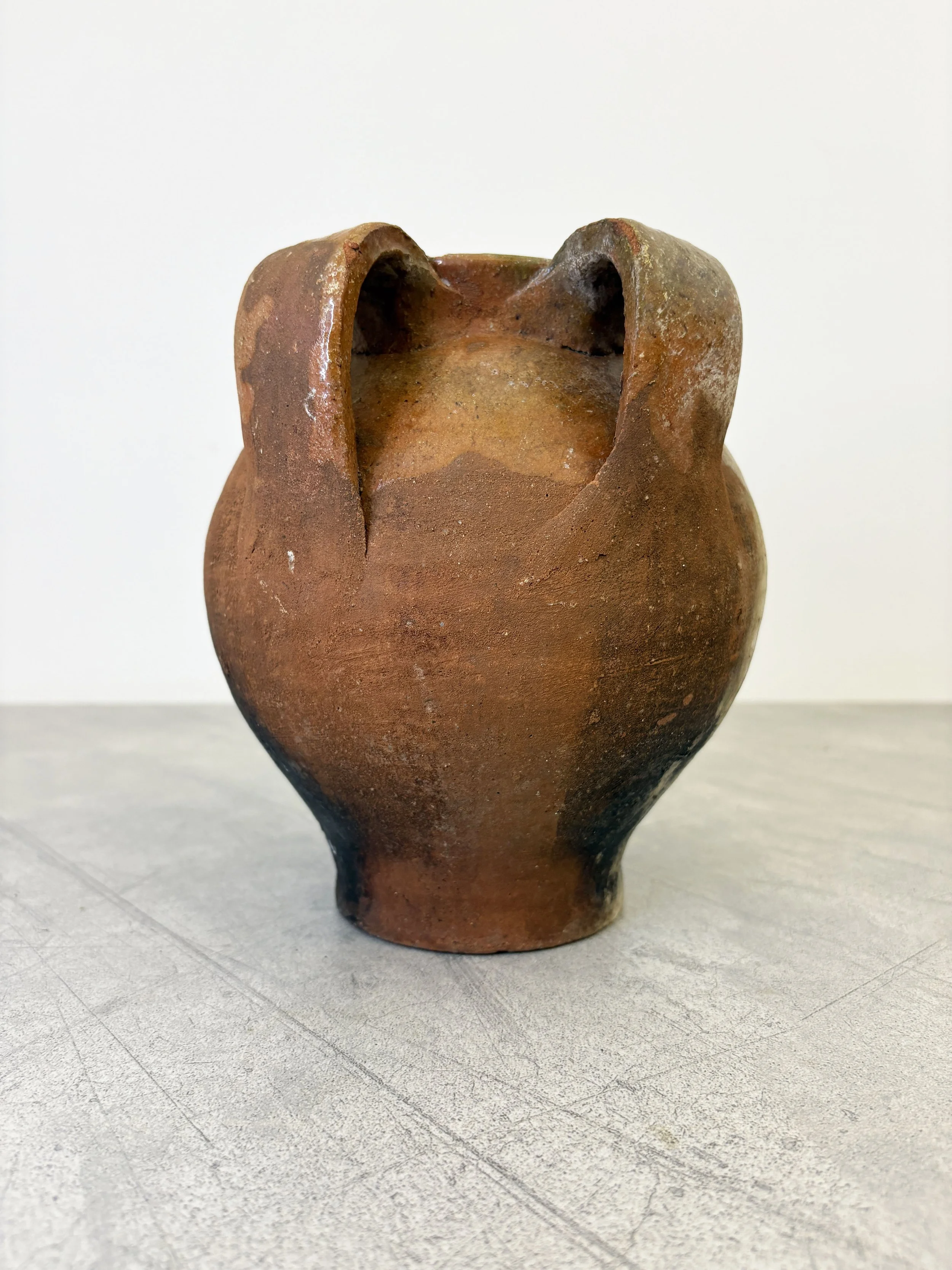 antique terracotta pottery Puglia