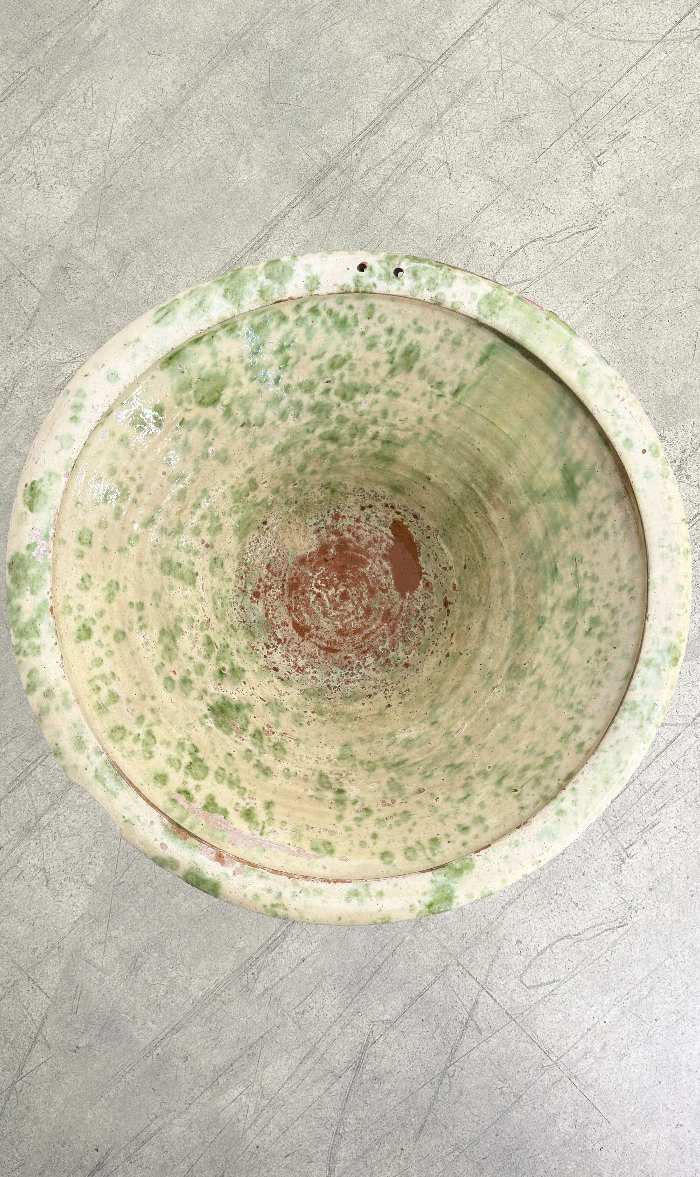 LARGE ANTIQUE BOWL WITH GREEN SPLATTER