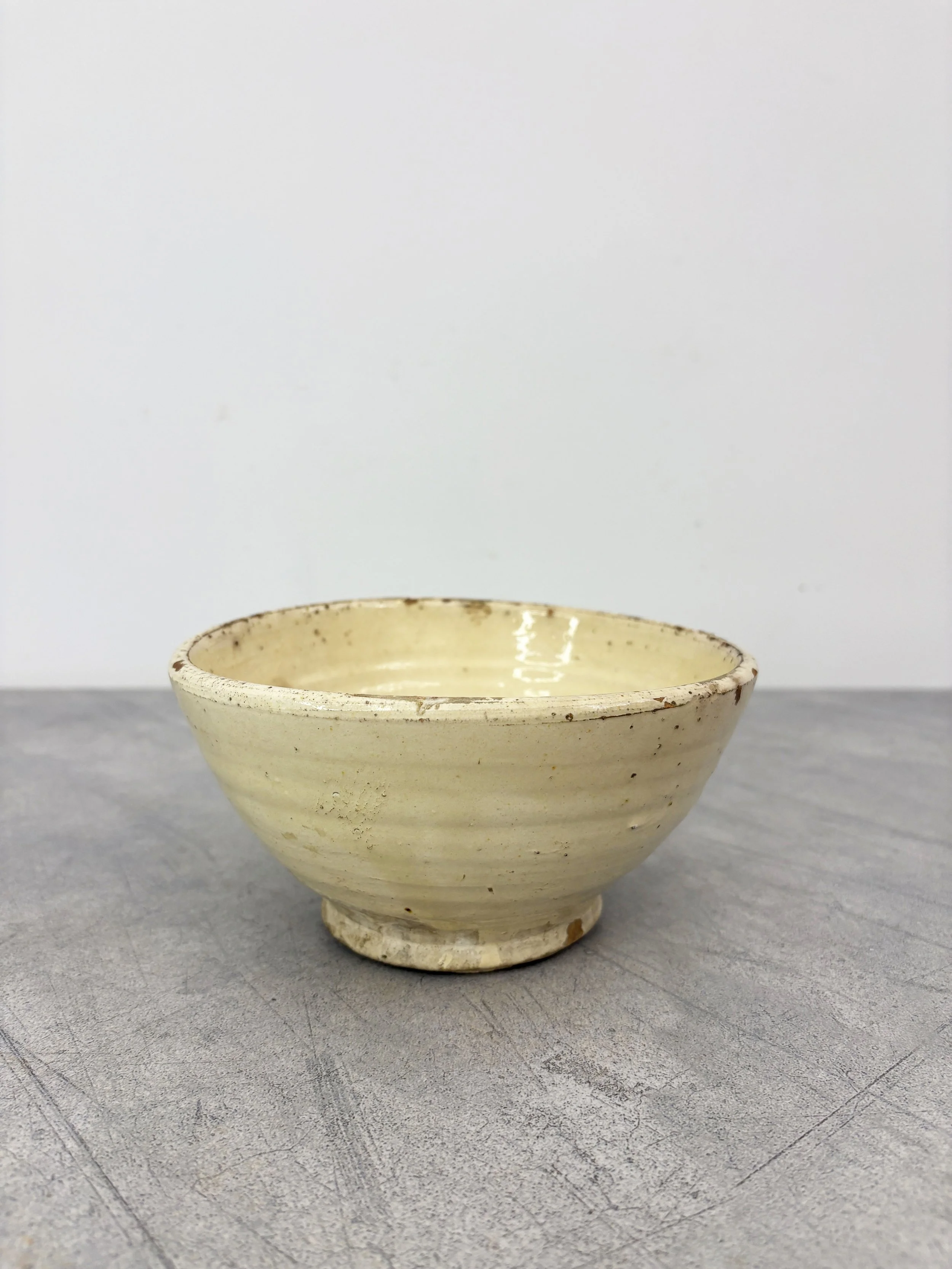 antique cream glazed bowl Puglia