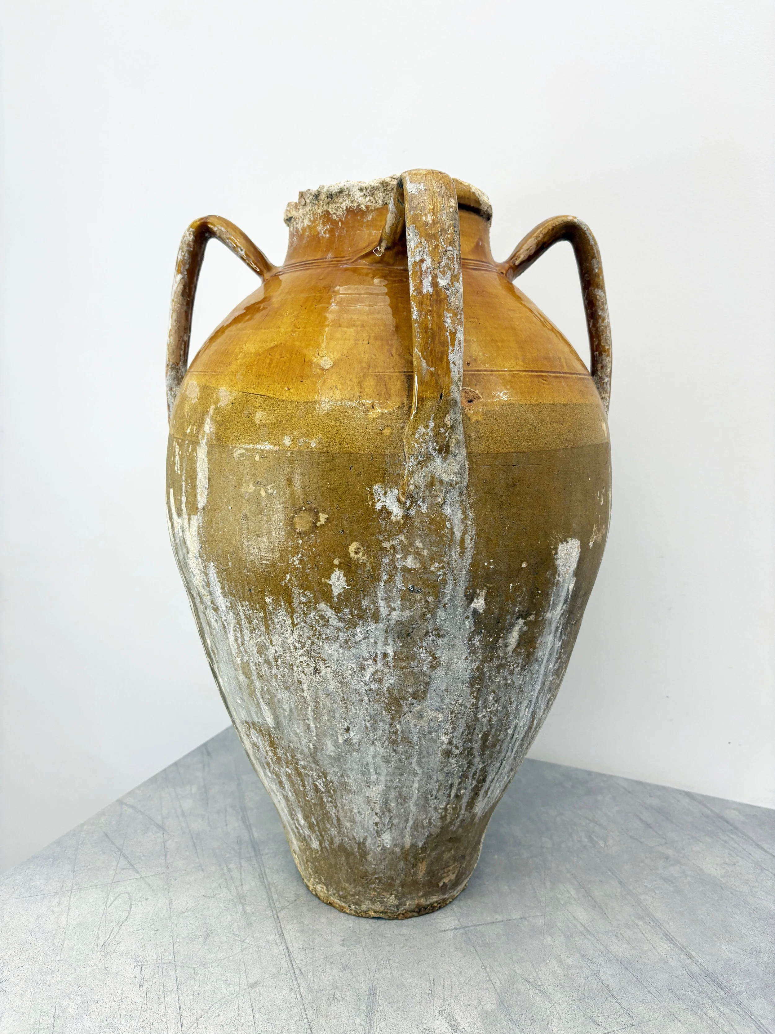 yellow glazed Italian farmhouse pottery