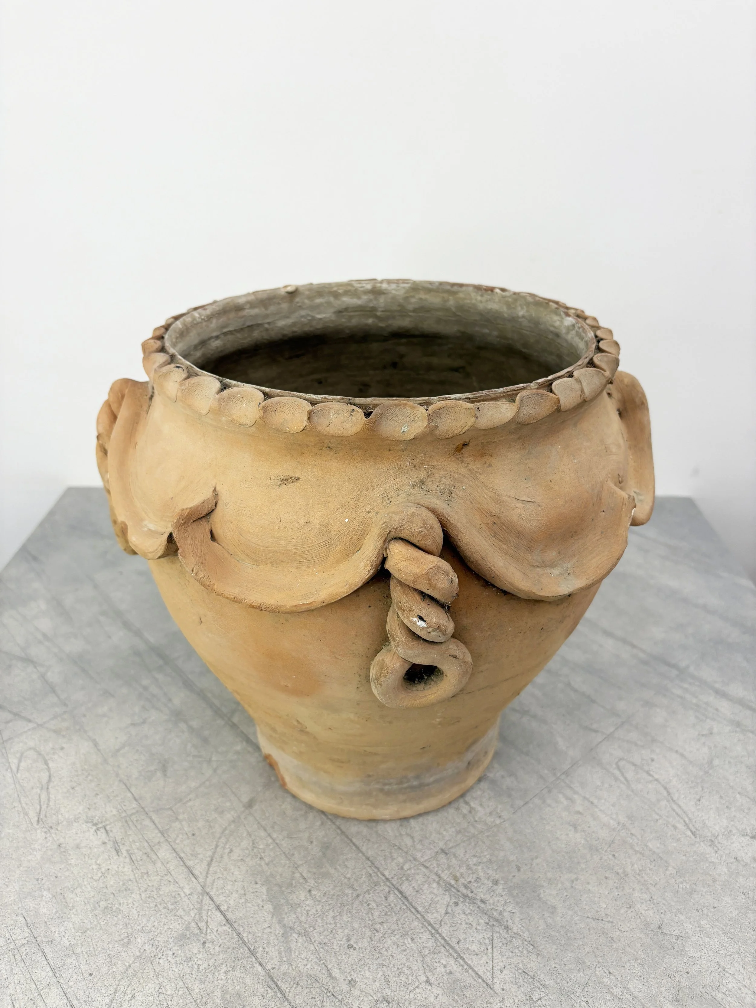 rustic farmhouse plant pot