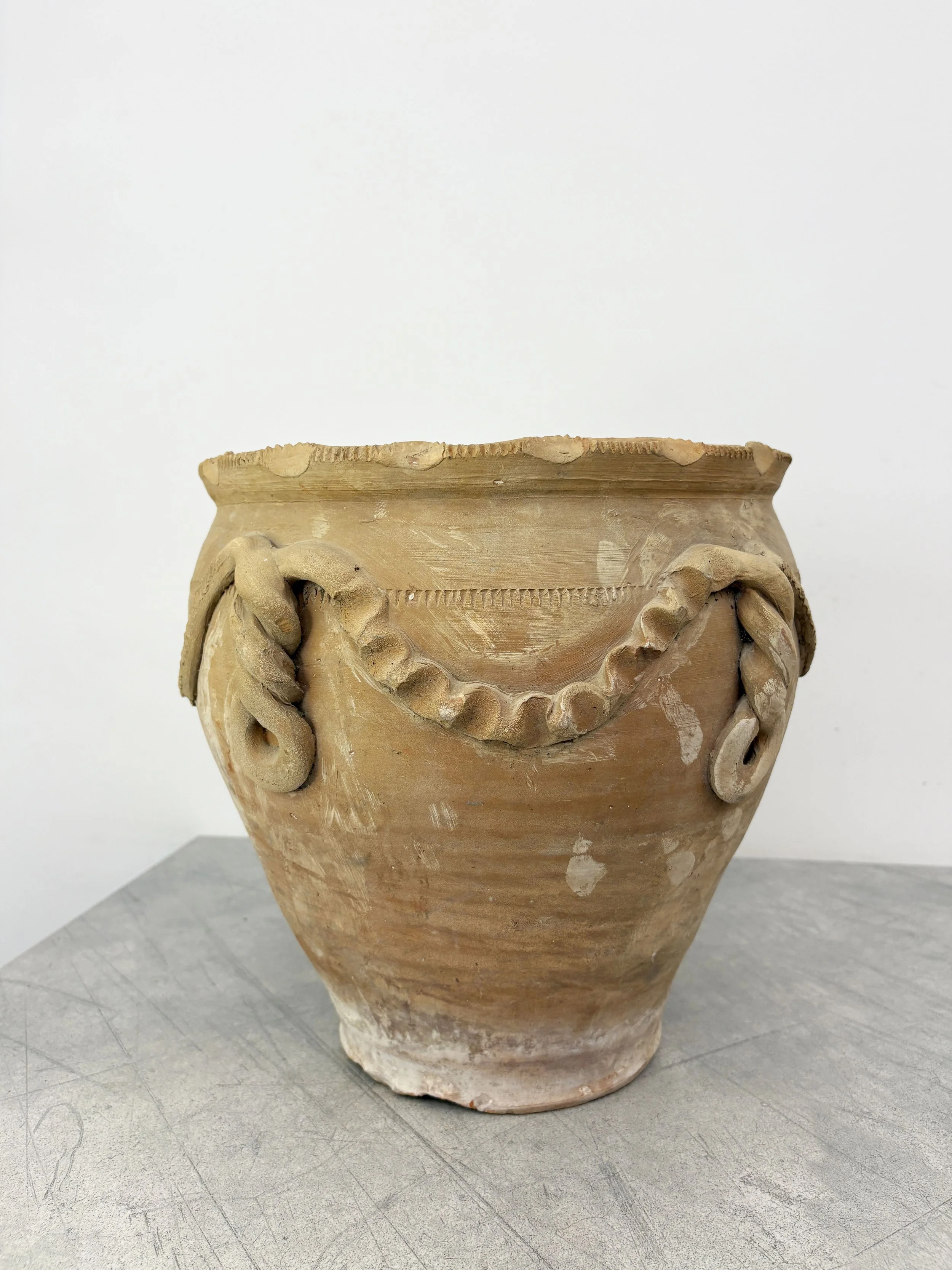 rustic plant pot Puglia
