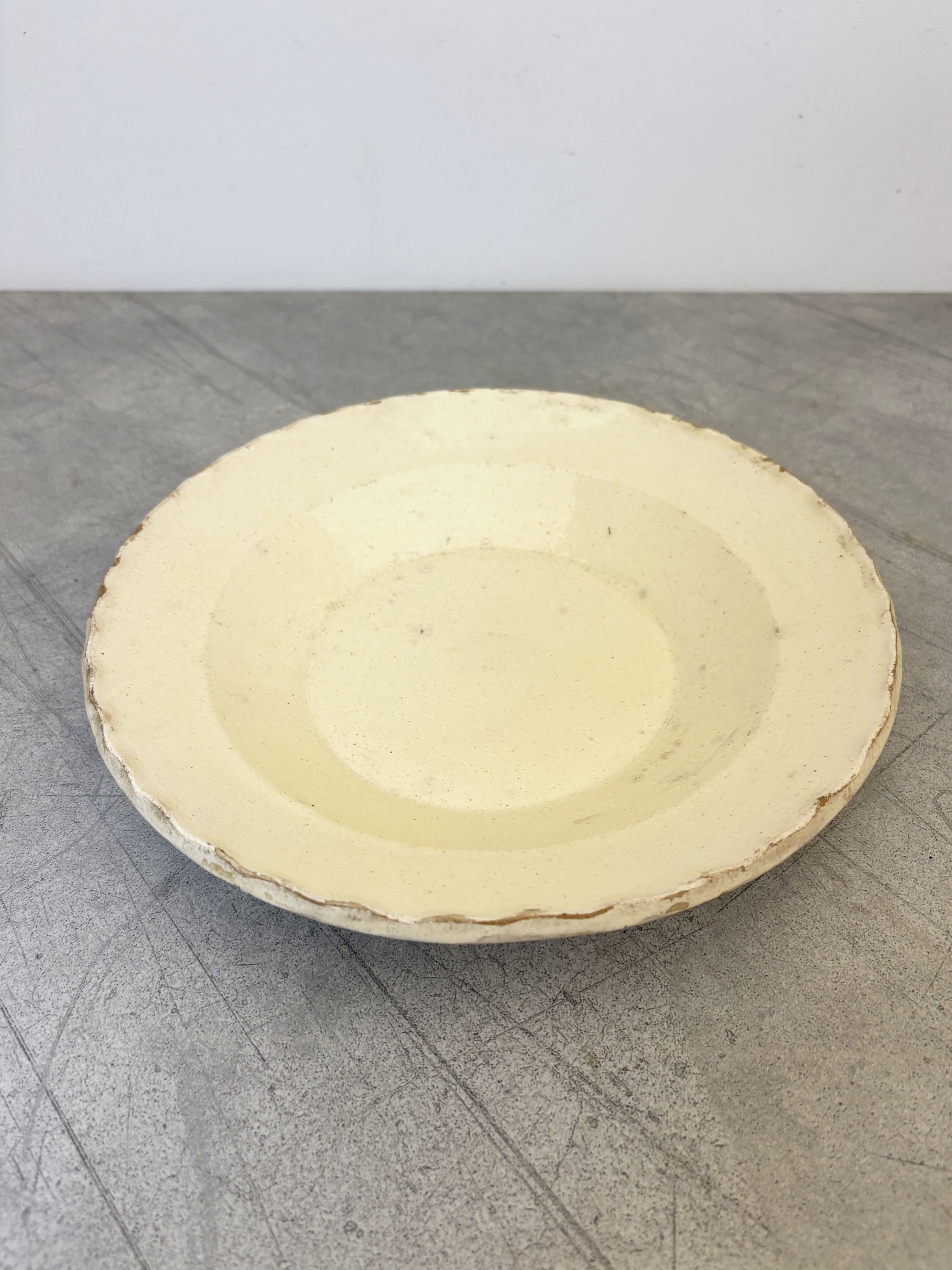 cream scalloped edge plate Puglia