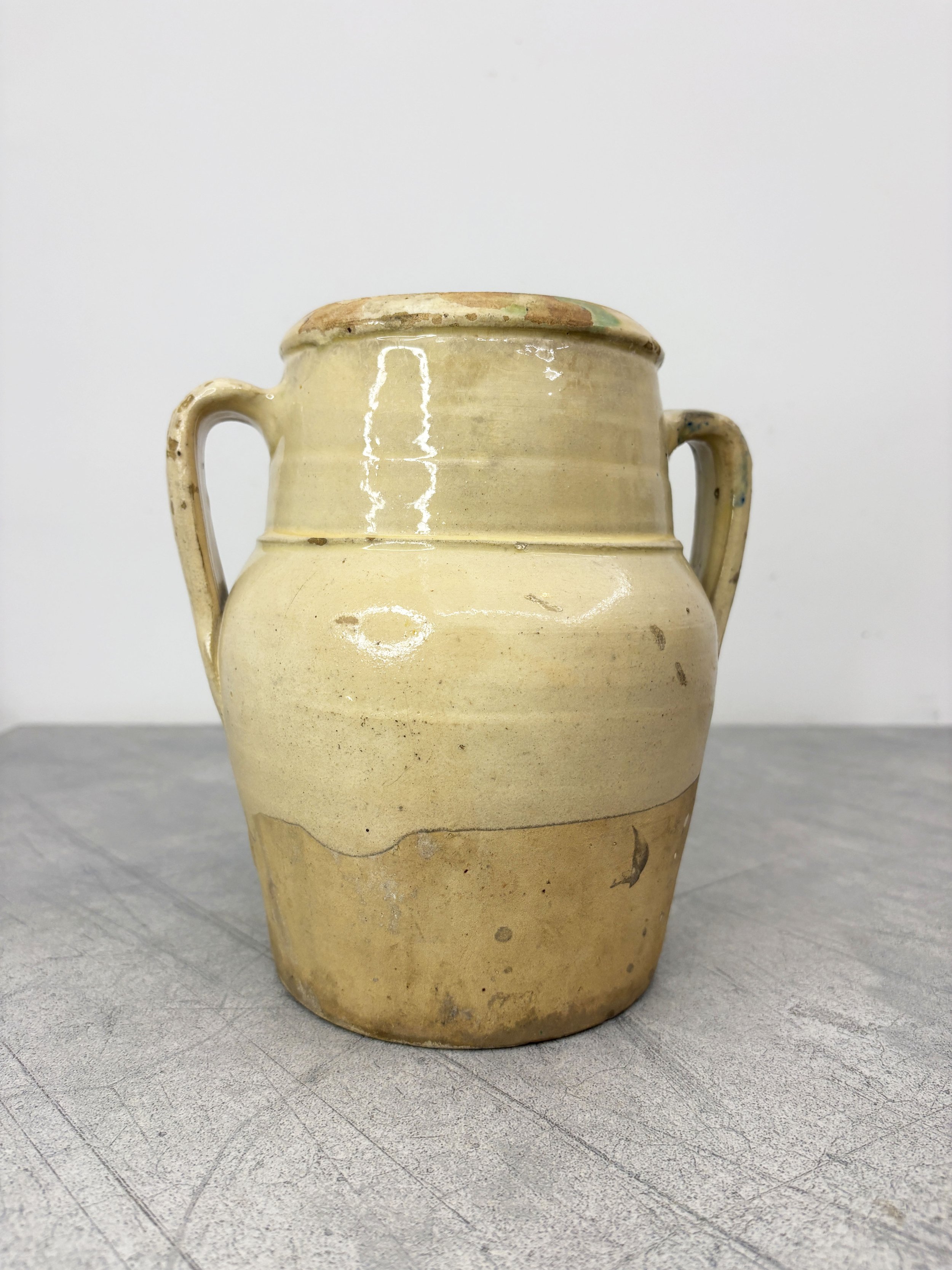 white glazed farmhouse pot with handles
