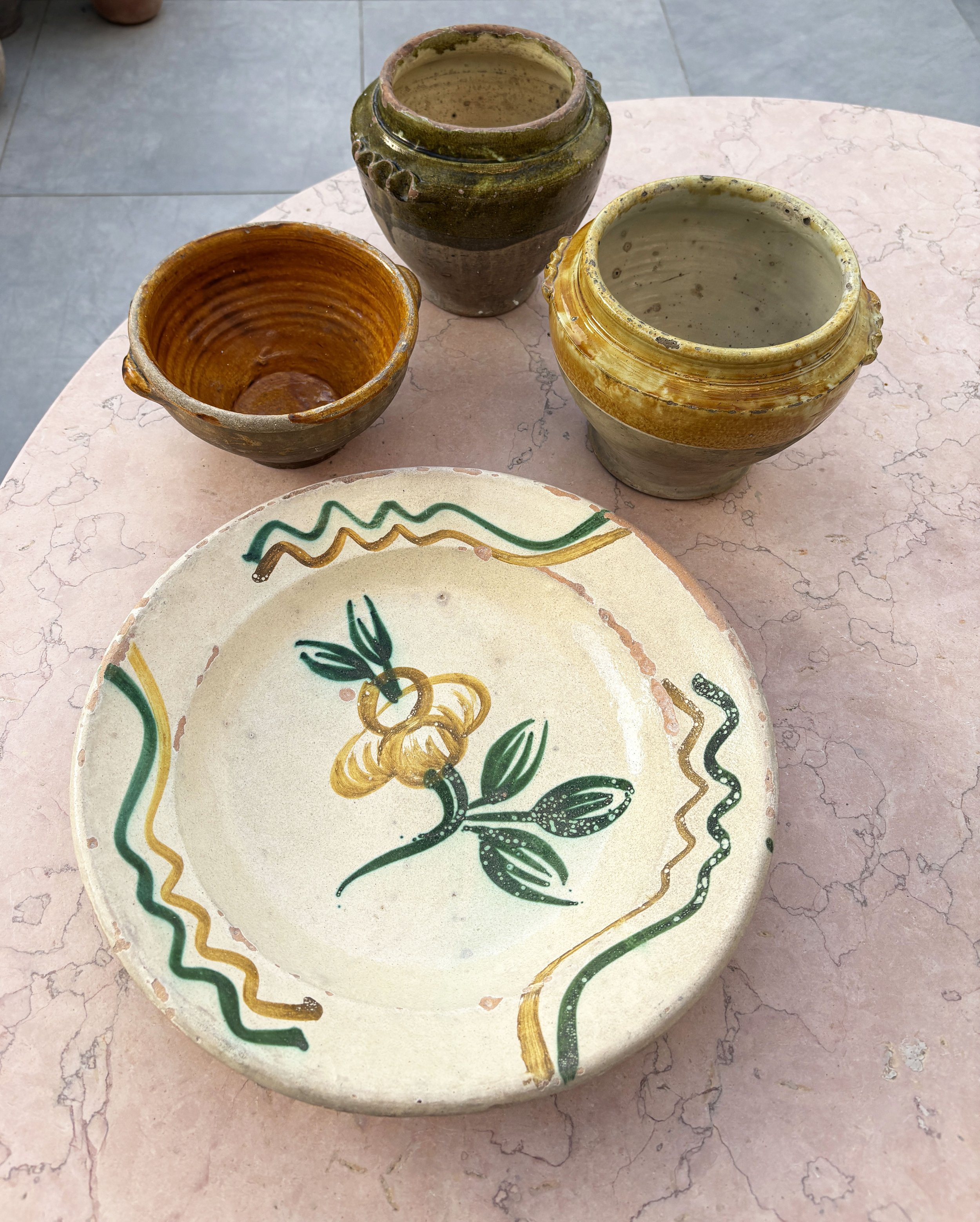 antique Italian ceramic tableware.jpg