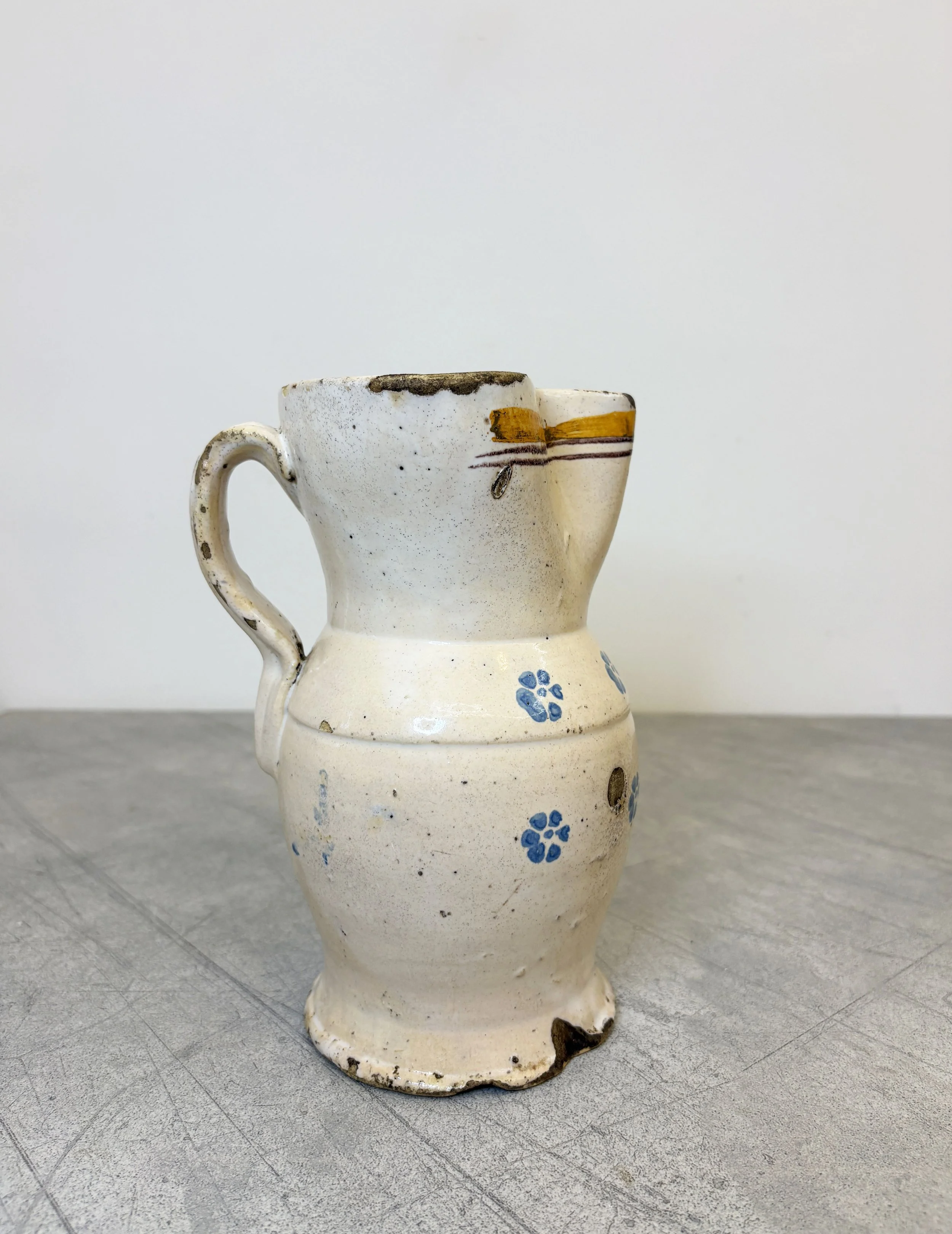 hand painted pitcher Puglia