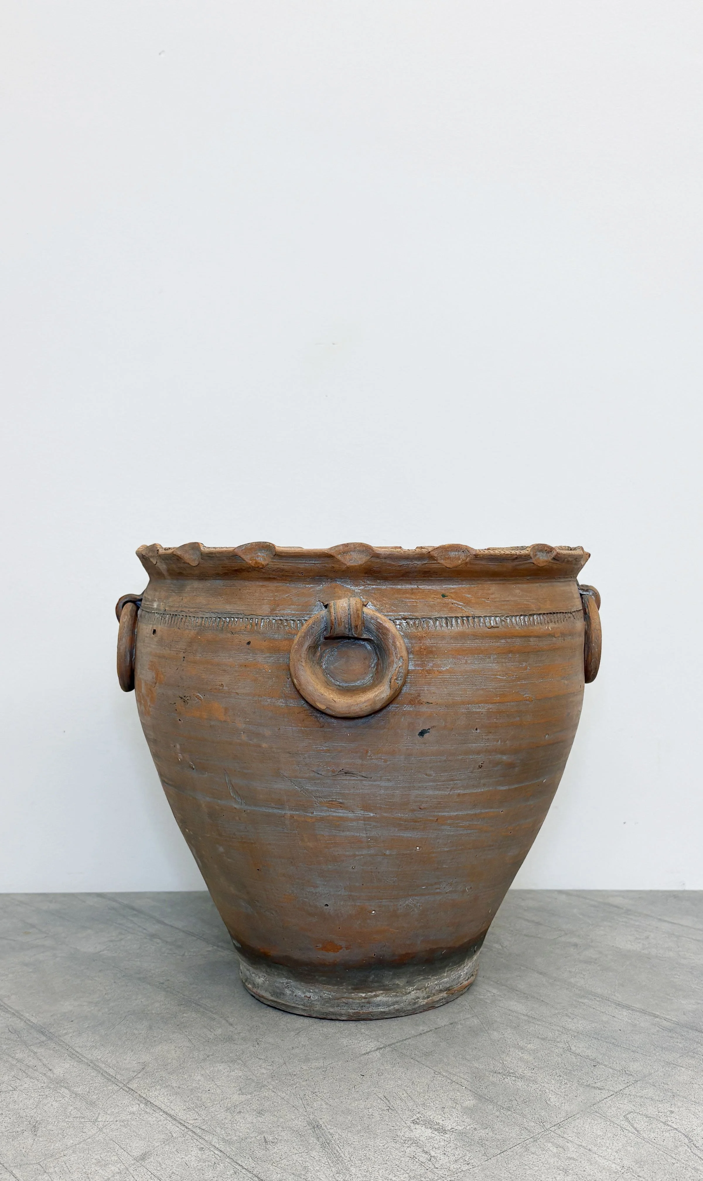 VINTAGE TERRACOTTA FARMHOUSE PLANT POT