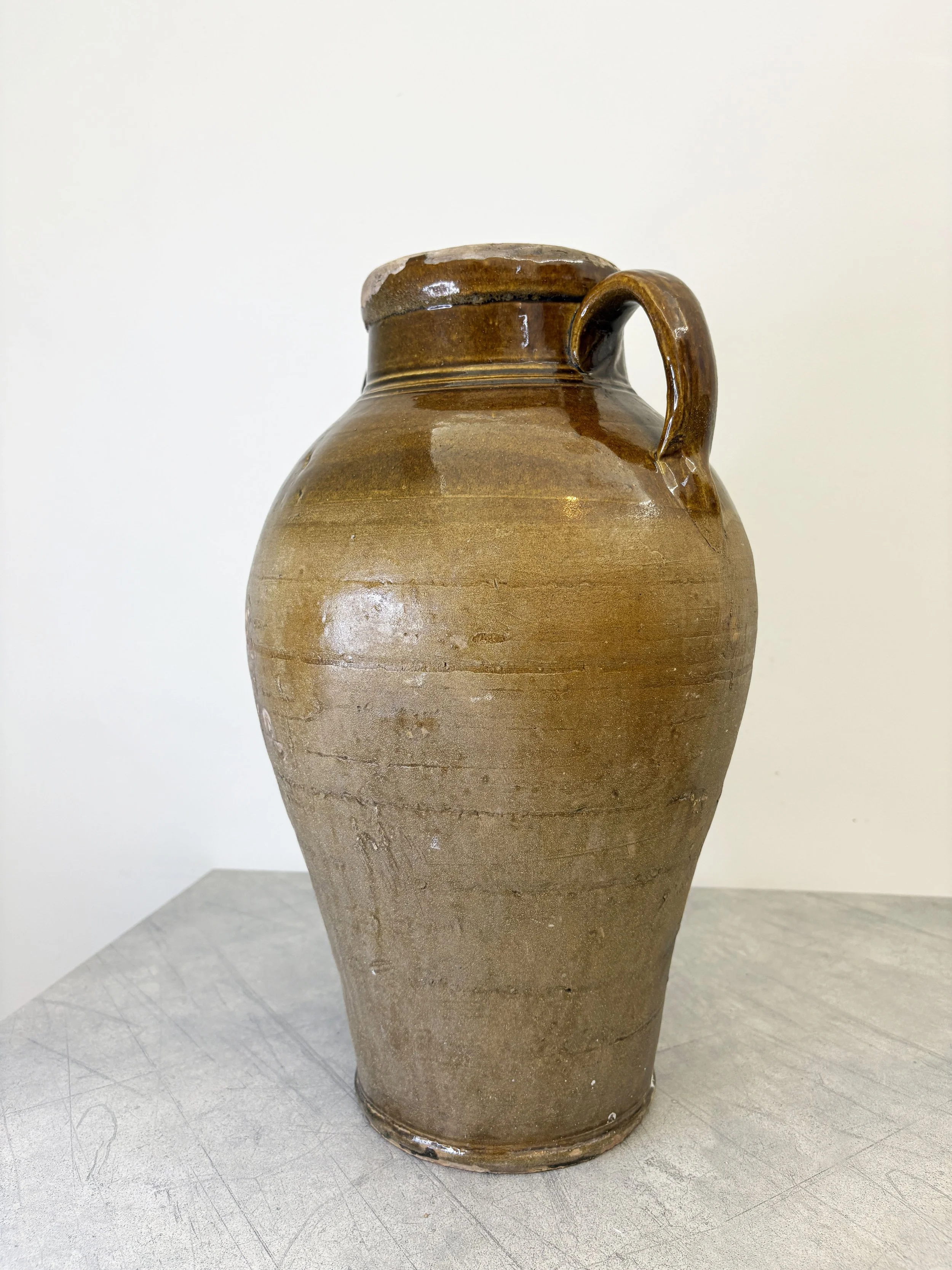 antique ceramic amphora Puglia
