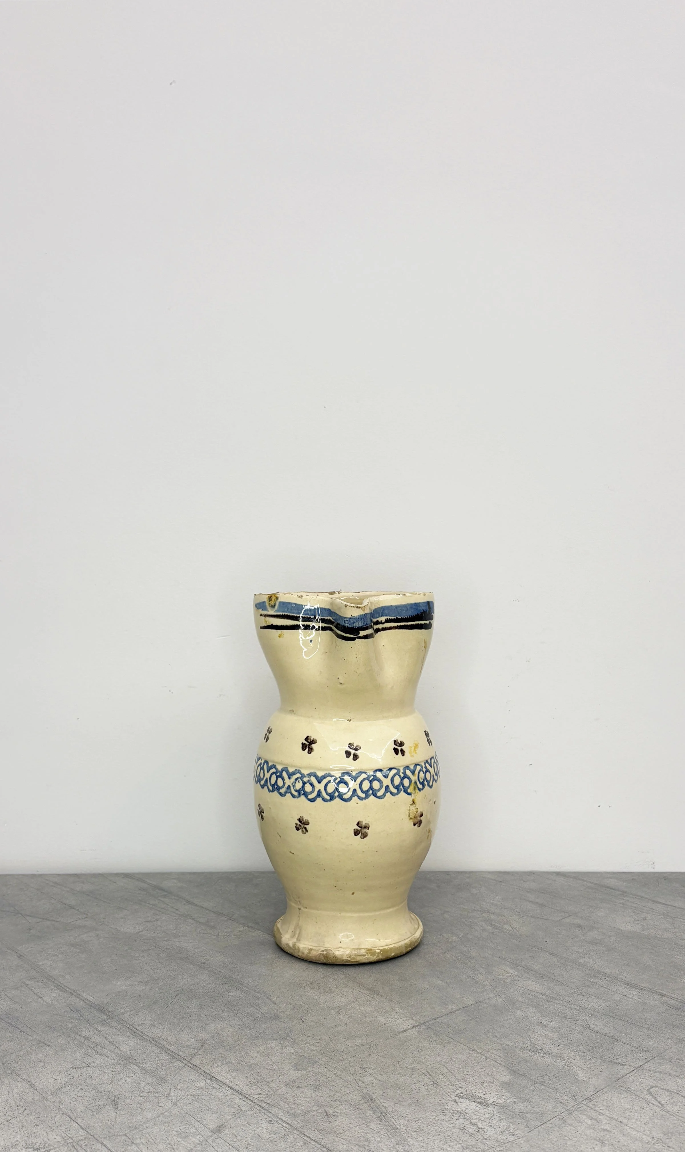 LARGE ANTIQUE HAND PAINTED JUG PUGLIA