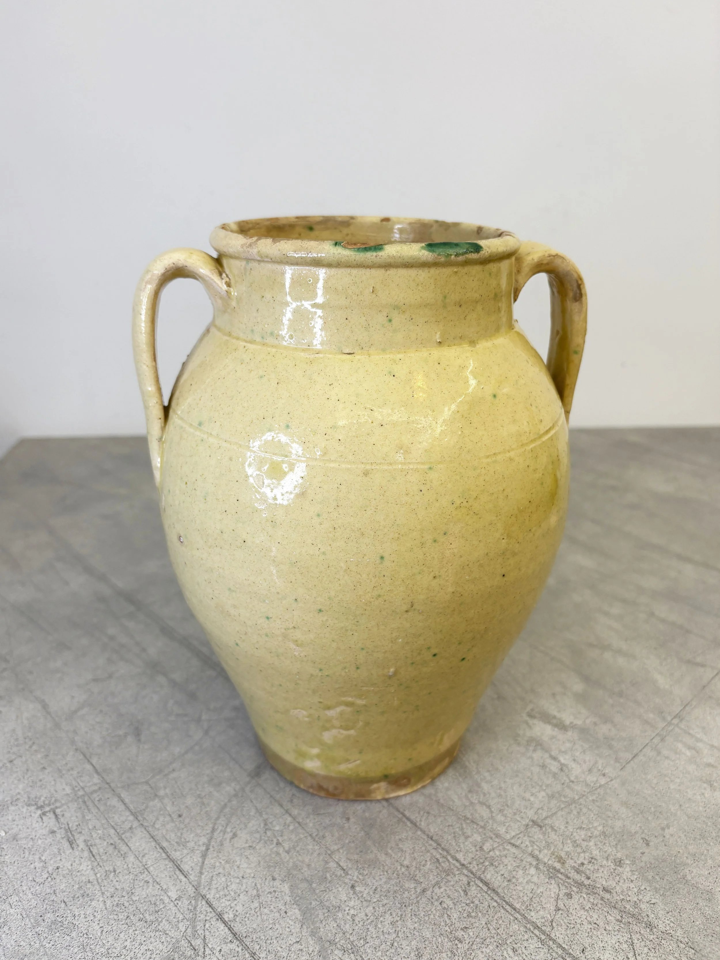 vintage ceramic pot Puglia.jpg