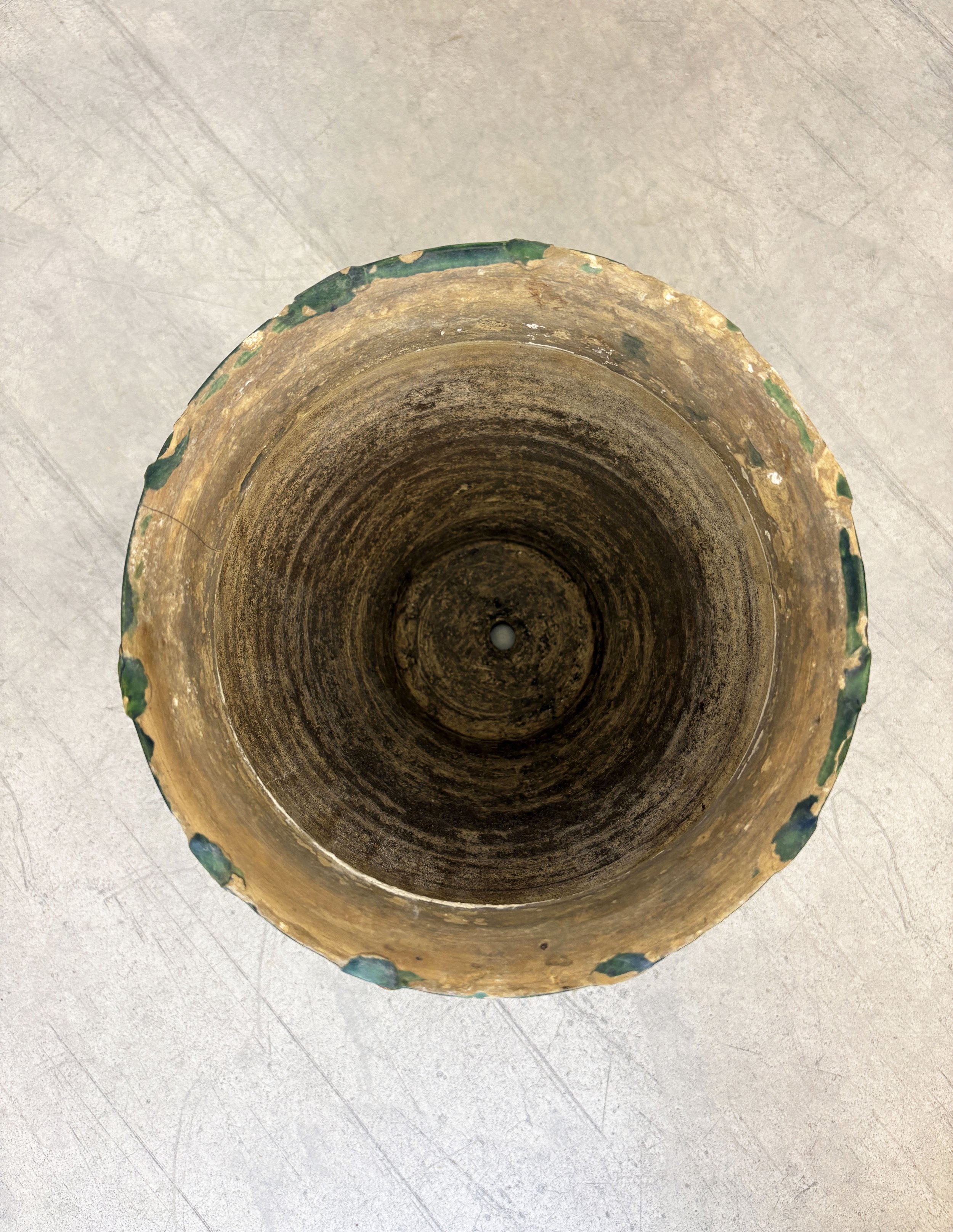 rustic plant pot Puglia
