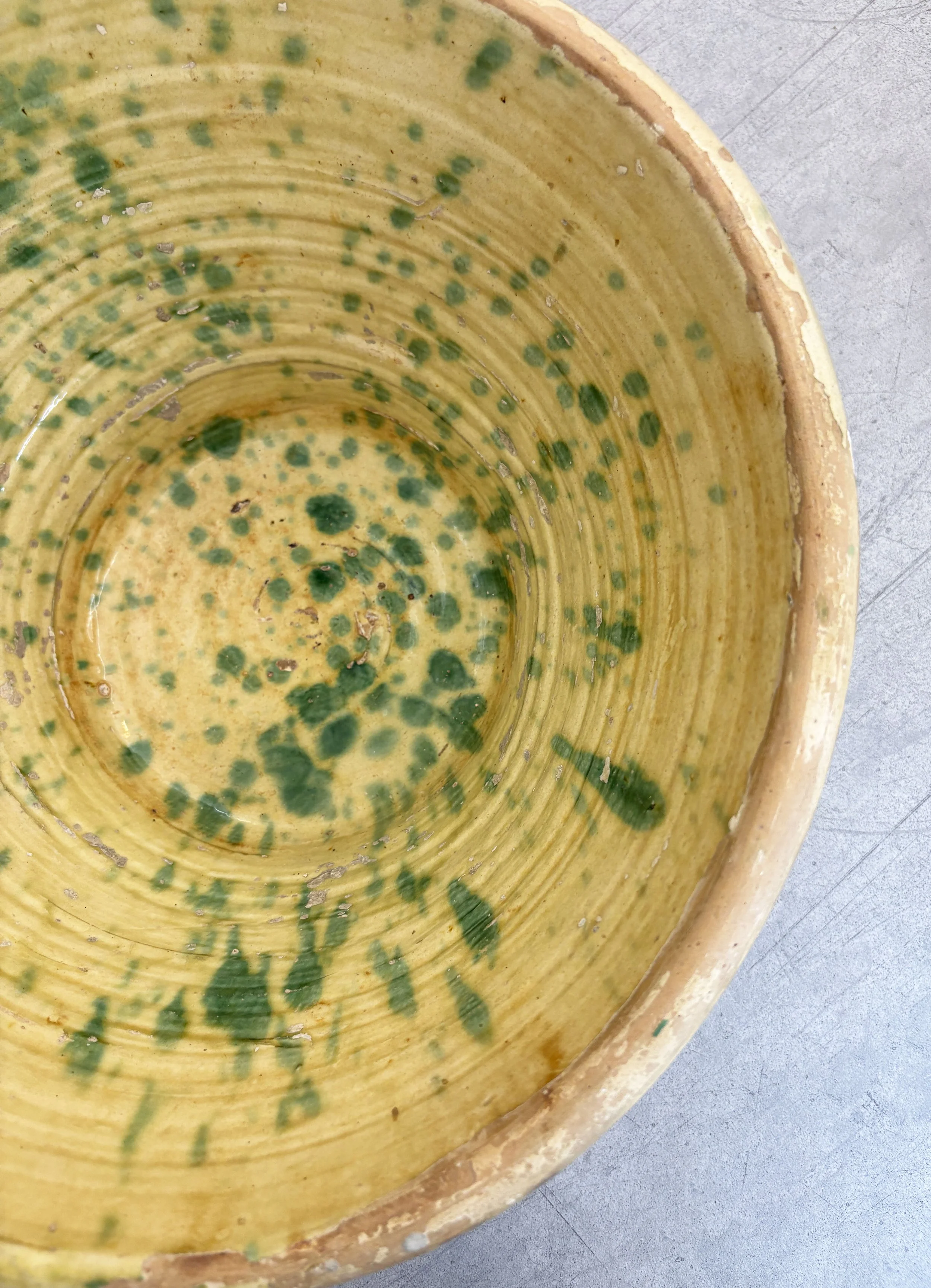 green speckle glaze ceramic bowl