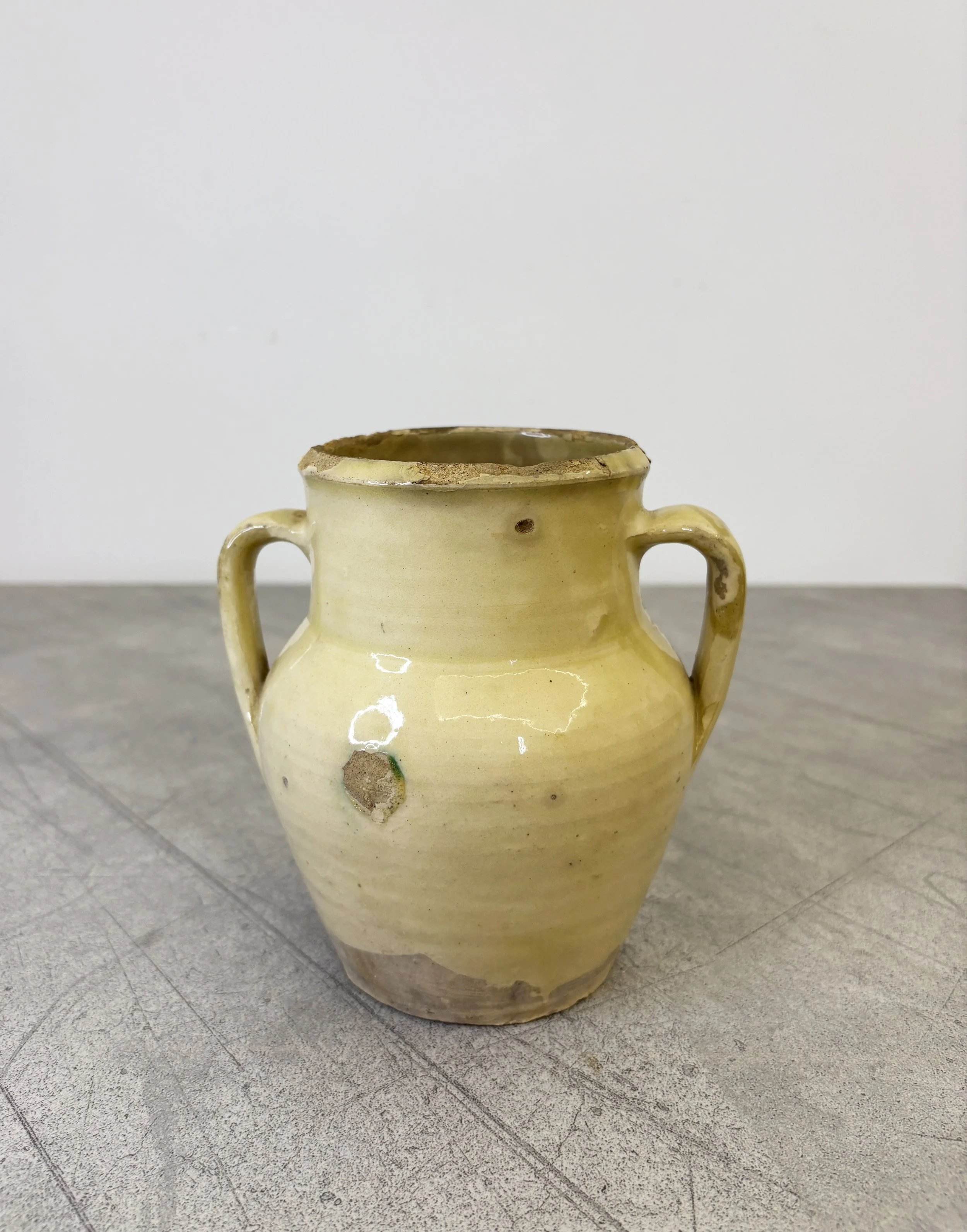 rustic pottery Calabria