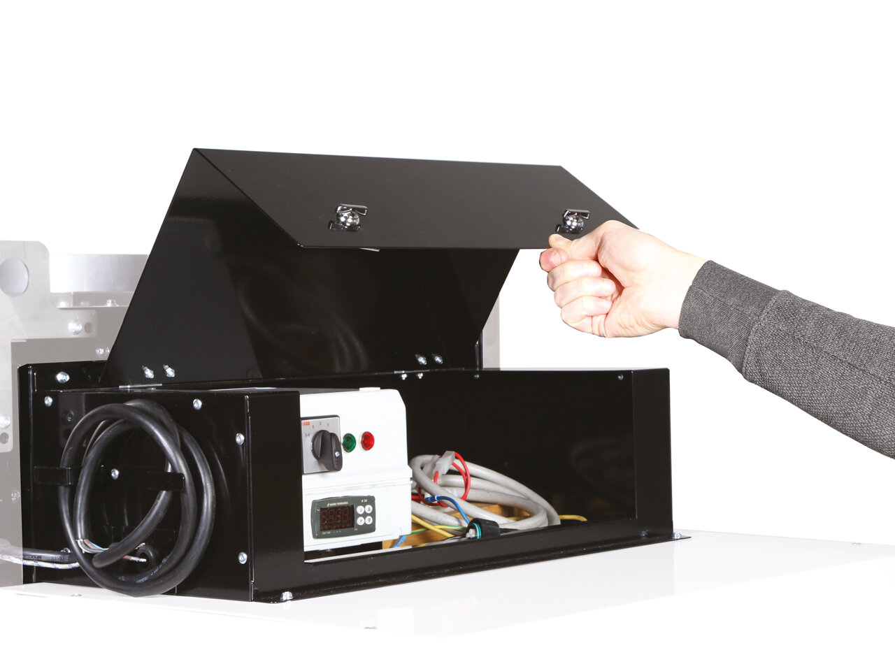 GENERATORI DI ARIA CALDA A GRANDE PORTATA PER GRANDI STRUTTURE CON VENTILATORE CENTRIFUGO TITAN HEAVY DUTY MOBILE SPACE HEATERS WITH CENTRIFUGAL FAN 2.jpg