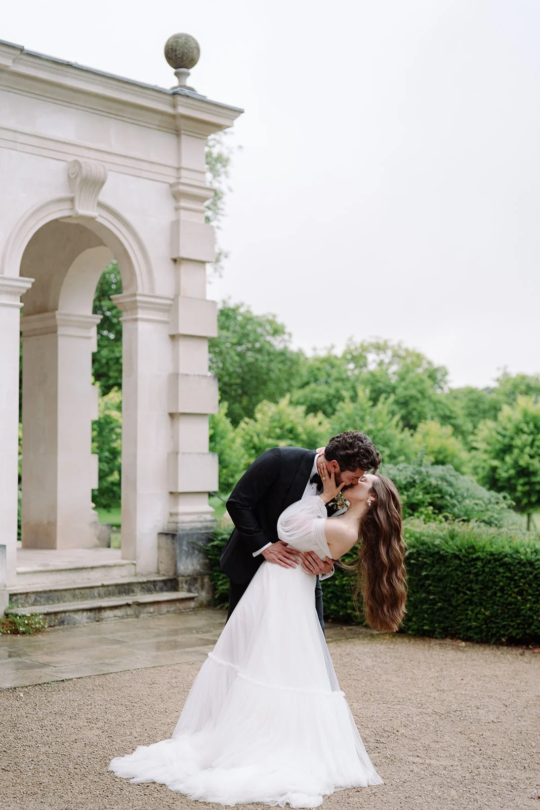 St Giles Kemlo and Kemlo Wedding Flowers Summer Wedding