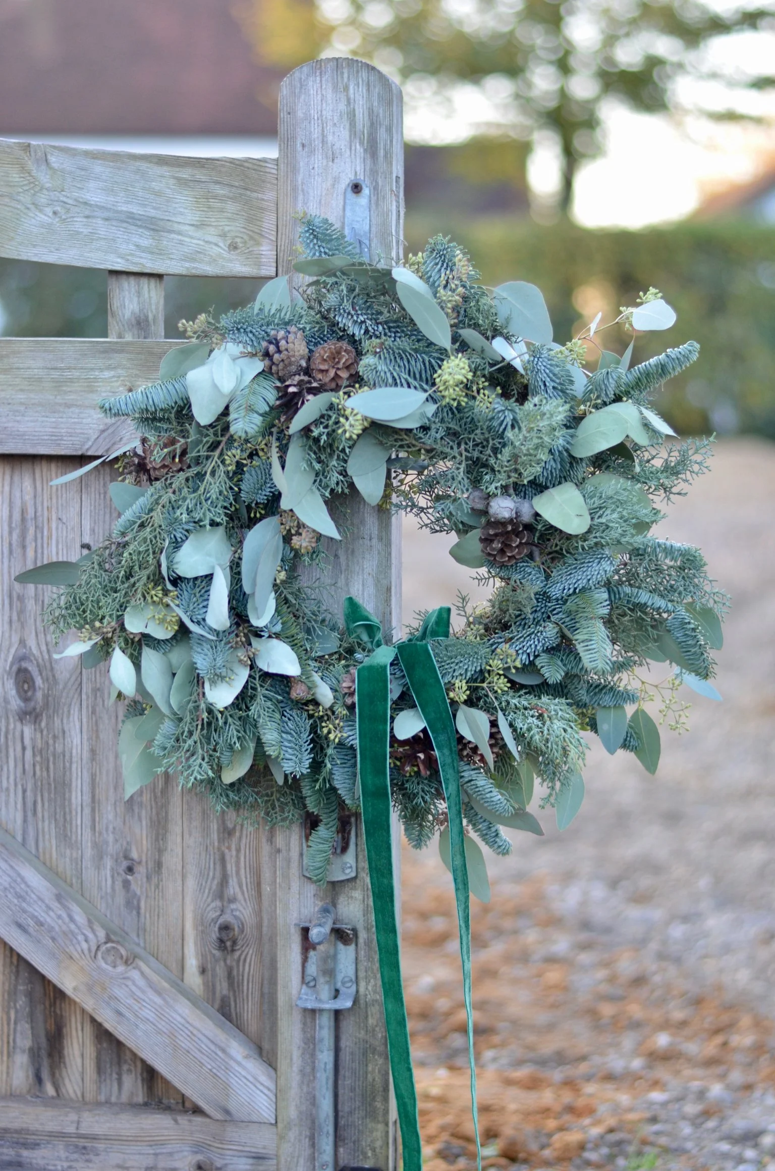 Kemlo and Kemlo seasonal winter christmas wreaths4.JPG.JPG