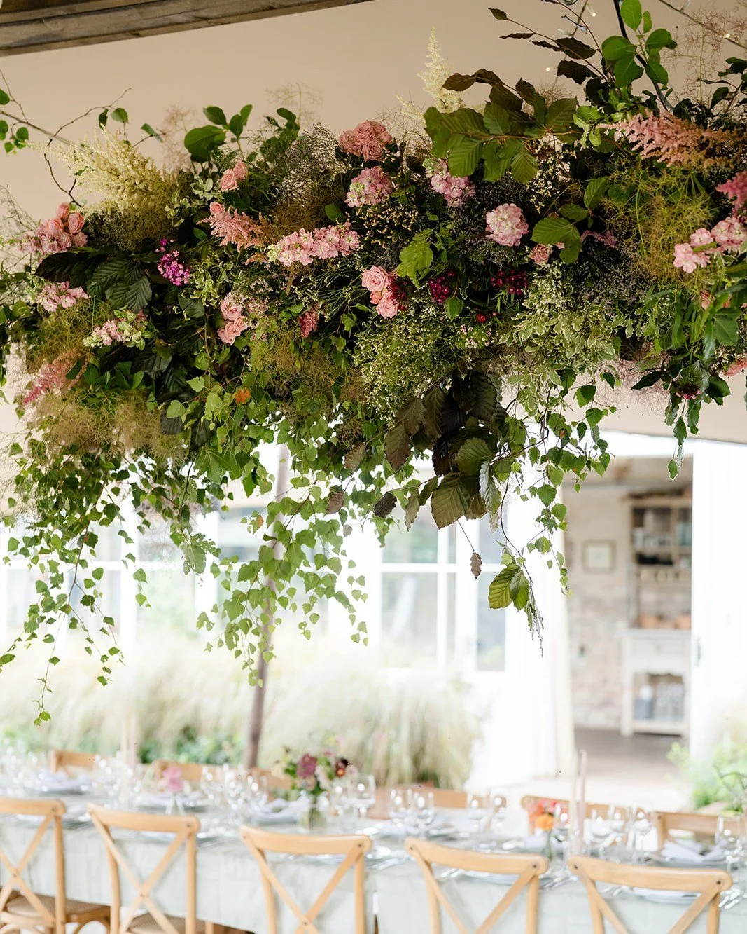 Small, intimate and perfectly executed. K &amp; P day @hatchhousewiltshire and @sprigsco incorporating some of their favourites with beach and roses.

Photography: @lydia.stamps
Venues: @hatchhousewiltshire @sprigsco
Catering @sprigsco
Florist: @Keml