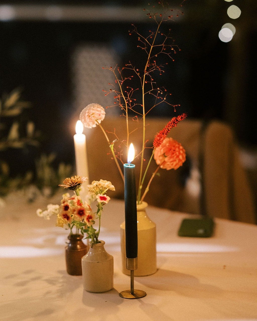 Candlelit autumnal wedding breakfasts are the most dreamy.

Venue @pylewellpark 
Photographer: @gemmavaughanphotography
Bridal Dress: @missbushbridal
Shoes: @jimmychoo
HMU: @gracebaileybridalhair @tarasangermakeup
Florals: @kemloandkemlo
Catering: @g
