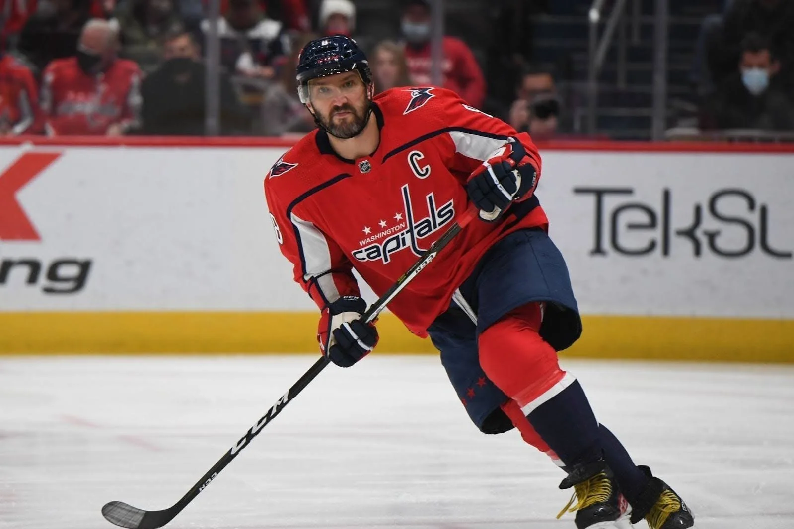 Can Ovechkin pass Gretzky’s all-time goal record?